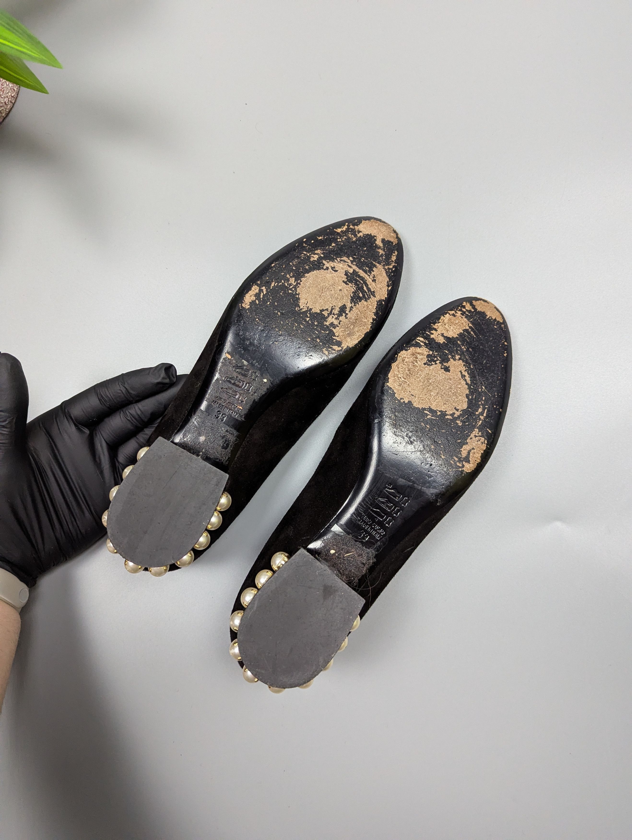 Vintage Konstantin Starke Vintage Black Suede Pumps Pearl Block Heel Size US 8.5 / IT 38.5 - 14 Thumbnail