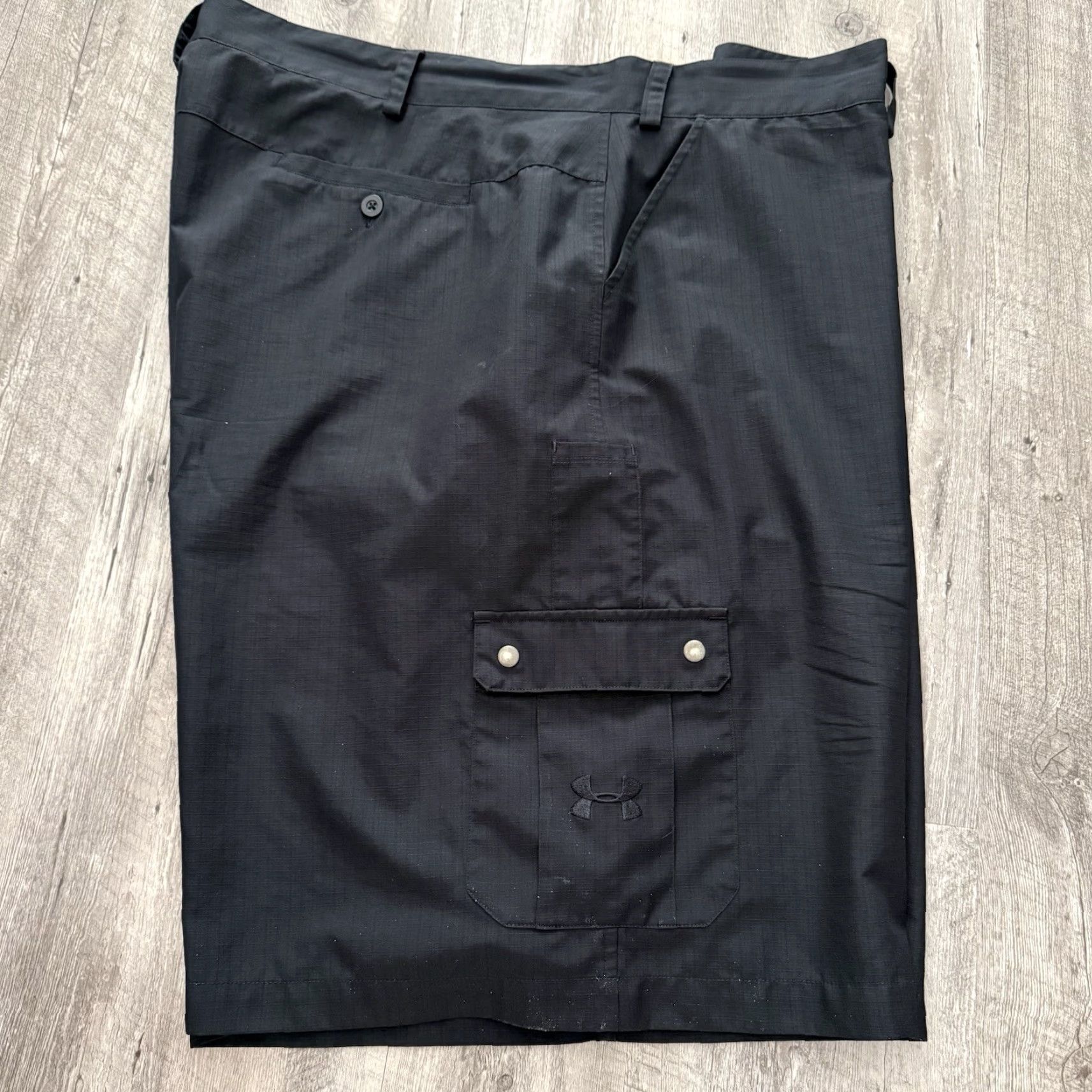Under Armour Under Armour UA Ripstop Cargo Shorts Mens 48 Black Golf Lightweight Sideline Size US 32 / EU 48 - 6 Thumbnail