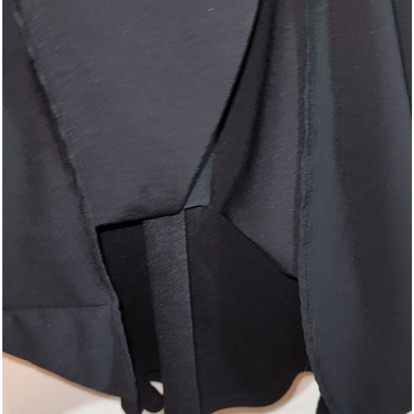 Other Xhilaration Black Ruffled Sleeves Mini Dress M Keyhole Back Size M / US 6-8 / IT 42-44 - 5 Thumbnail