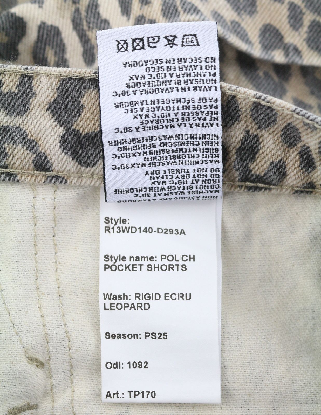 R13 POUCH POCKET 25 Ecru Leopard Button Shorts 89424 Size 25" / US 0 / IT 36 - 10 Thumbnail