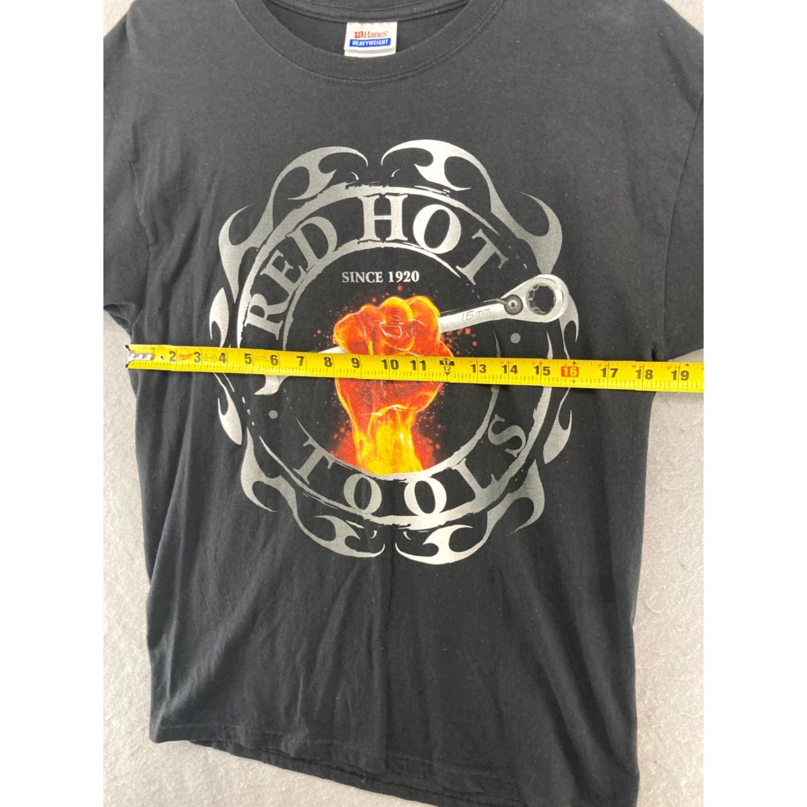 Hanes Hanes Heavyweight Shirt Mens Adult Medium Black Snap On Tools Flames Wrench Graphic Print Size US M / EU 48-50 / 2 - 3 Thumbnail