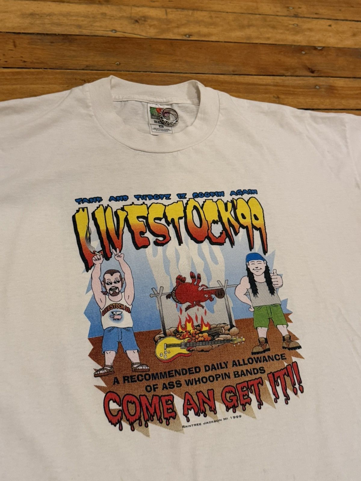 Vintage ‘99 Livestock Woodstock parody white tee