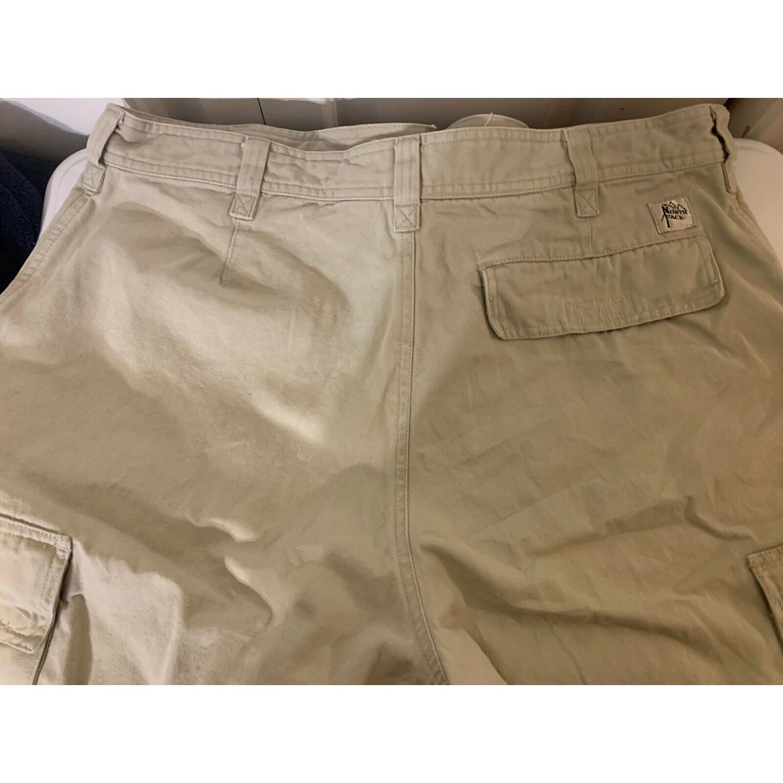 The North Face Vintage The North Face Cargo Shorts Men’s Sz 38 Cotton Beige Size US 38 / EU 54 - 9 Thumbnail
