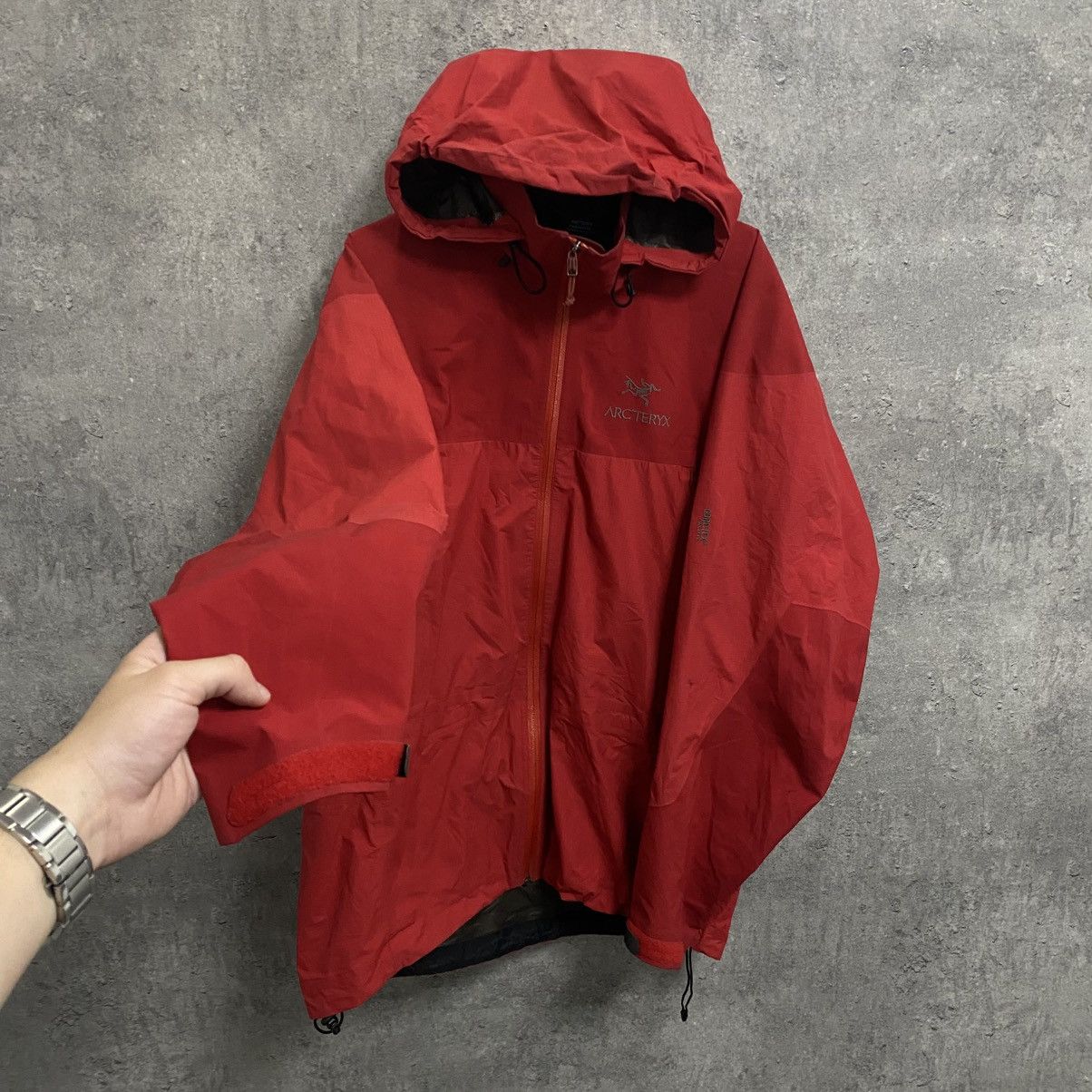 Arc'teryx Men's Arcteryx Beta Gore-Tex Jacket Size US L / EU 52-54 / 3 - 2 Thumbnail