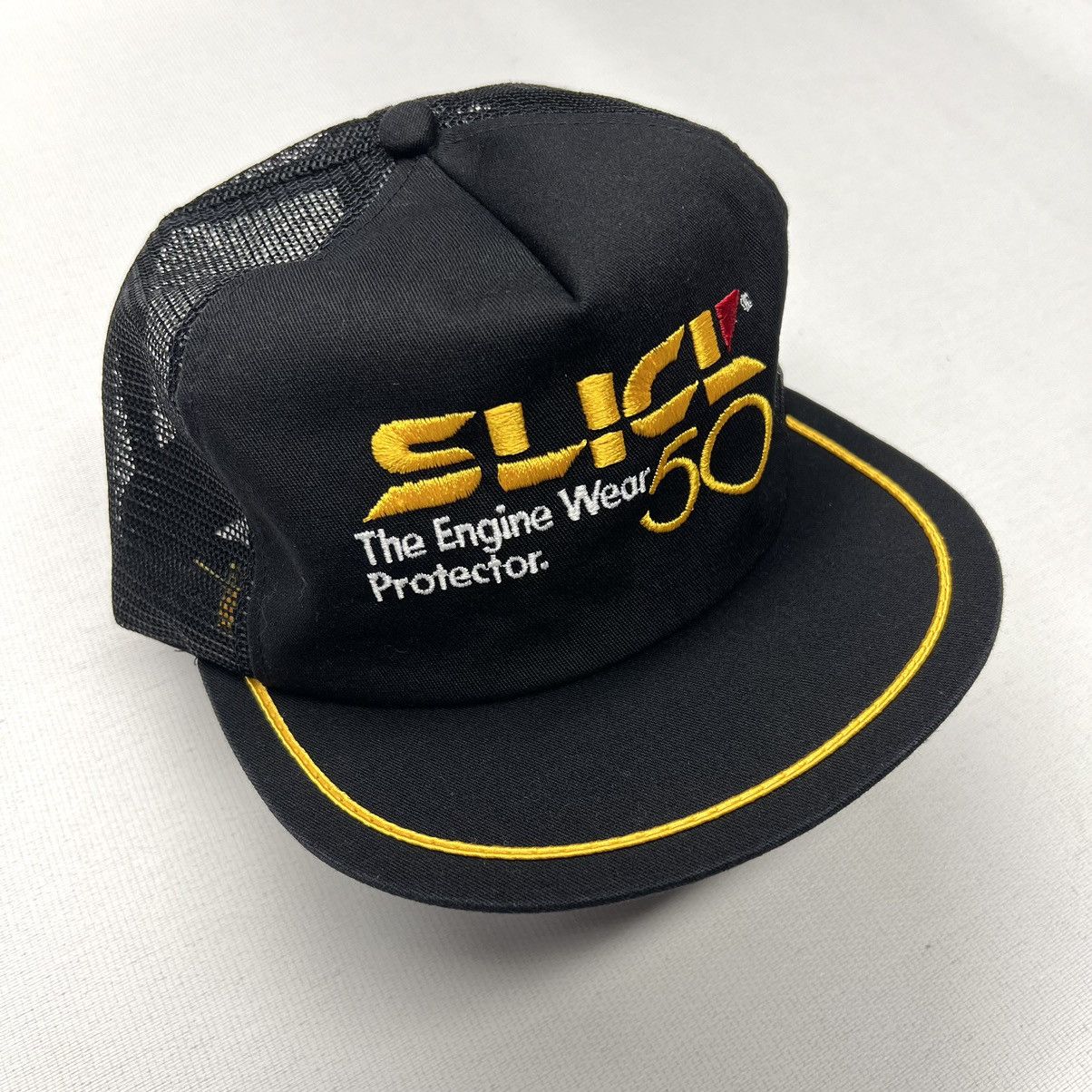 Vintage VTG Slick Trucker Hat Black Snap Back Machine Engine Truck Size ONE SIZE - 1 Thumbnail