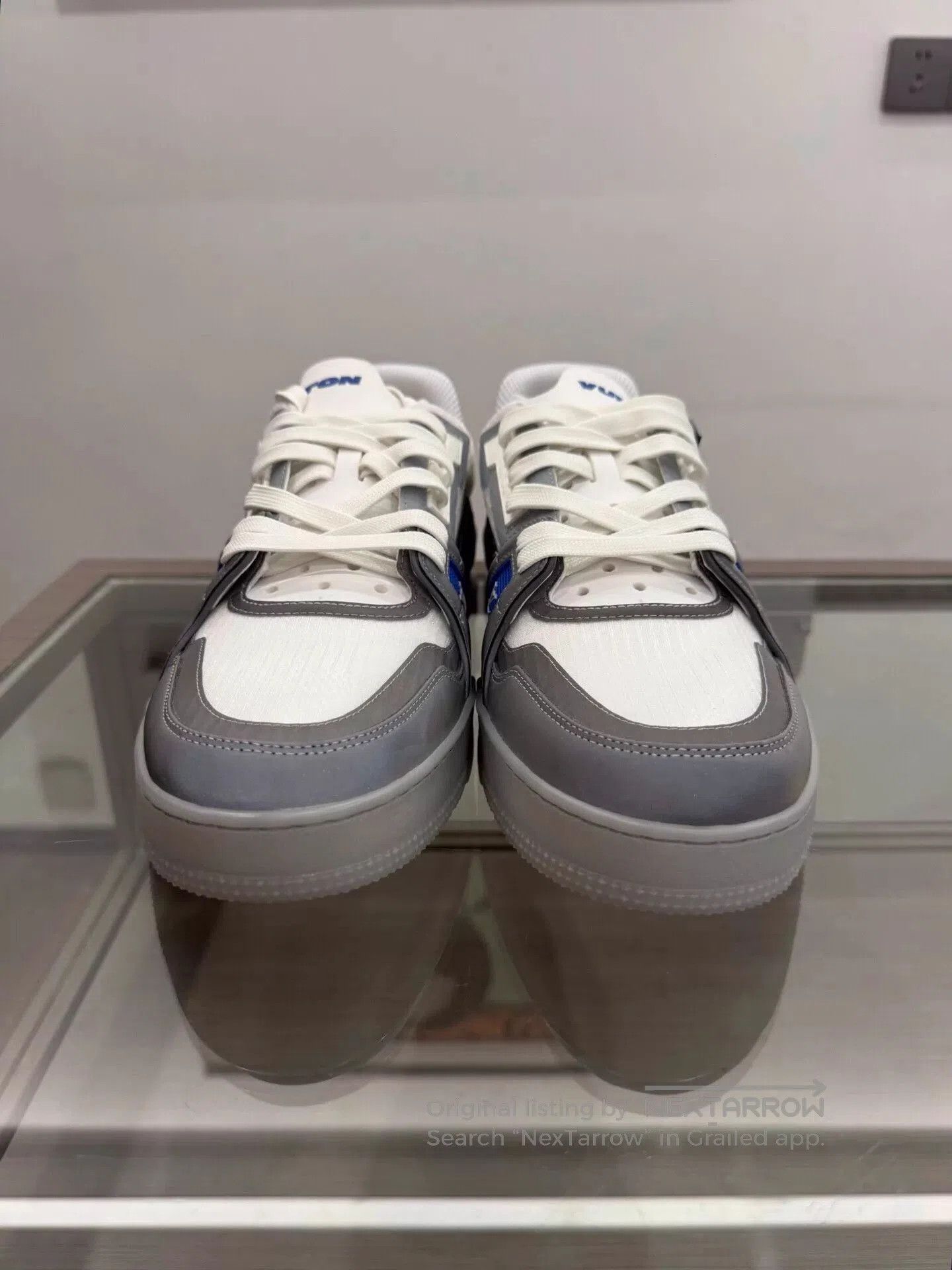 Louis Vuitton Gray Low-Top Sneakers Size 6.5. Size US 6.5 / EU 39-40 - 3 Thumbnail