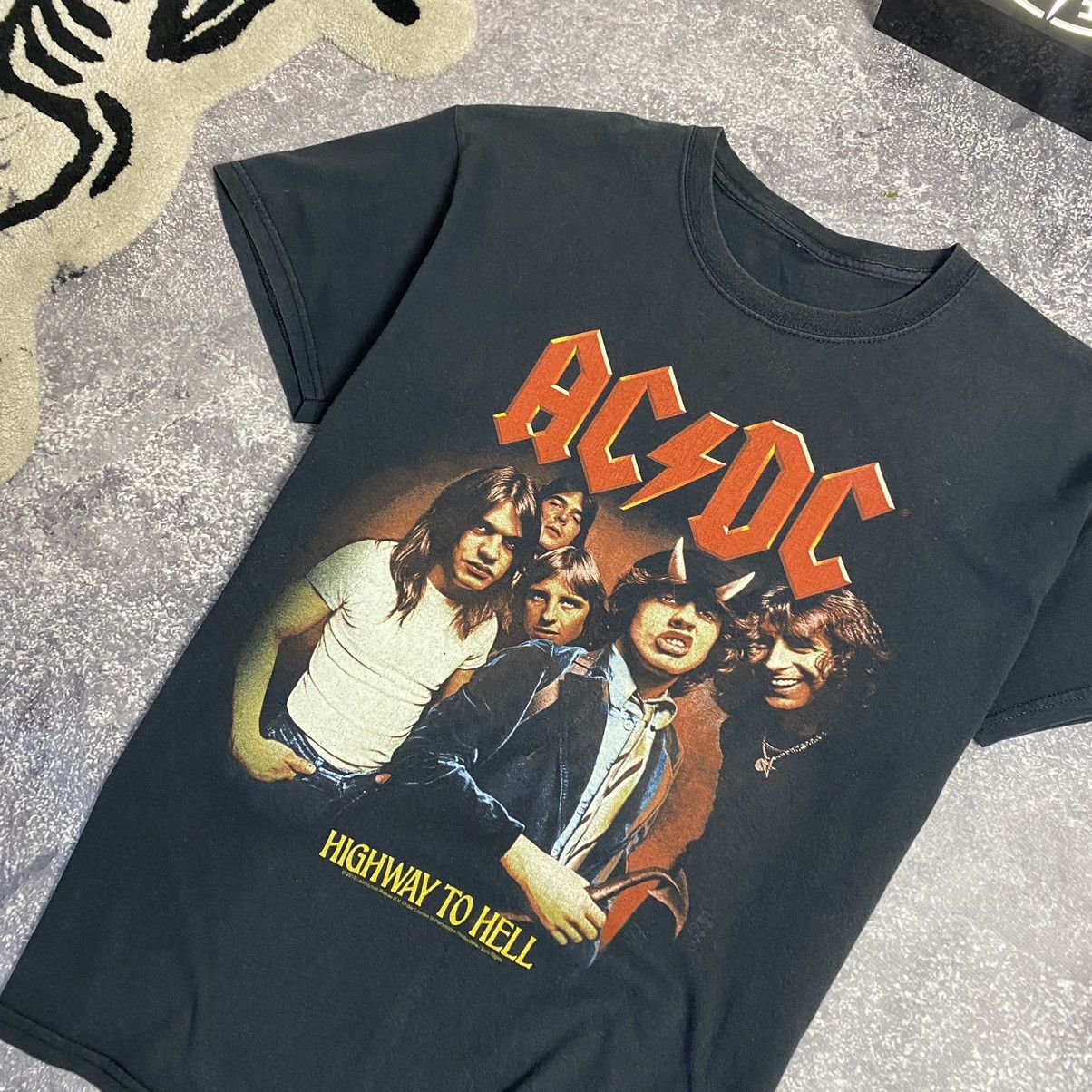 Band Tees × Vintage Vintage AC/DC 2010 Highway to hell big logo band tee Size US L / EU 52-54 / 3 - 2 Thumbnail