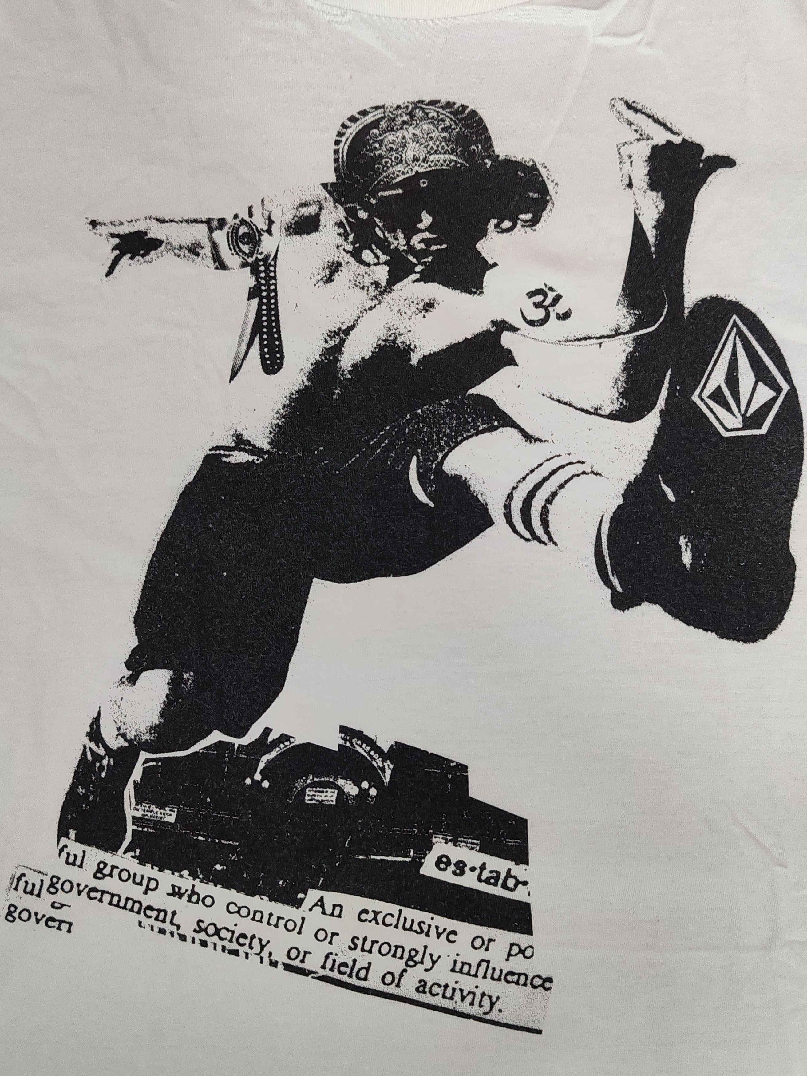 Seditionaries Vintage Volcom Seditionaries Punk Distressed Tee Skateboard Size US L / EU 52-54 / 3 - 1 Thumbnail