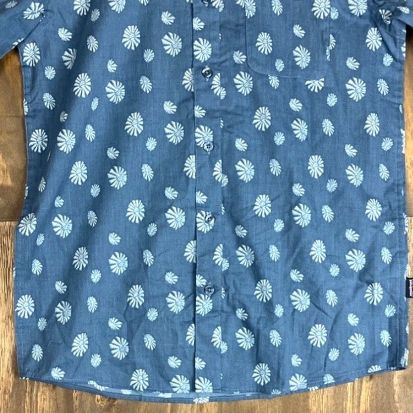 Patagonia Patagonia Shirt Go To Polo Mens Blue Organic Cotton Small Short Sleeve Button Down Casual Workwear Size US M / EU 48-50 / 2 - 3 Thumbnail