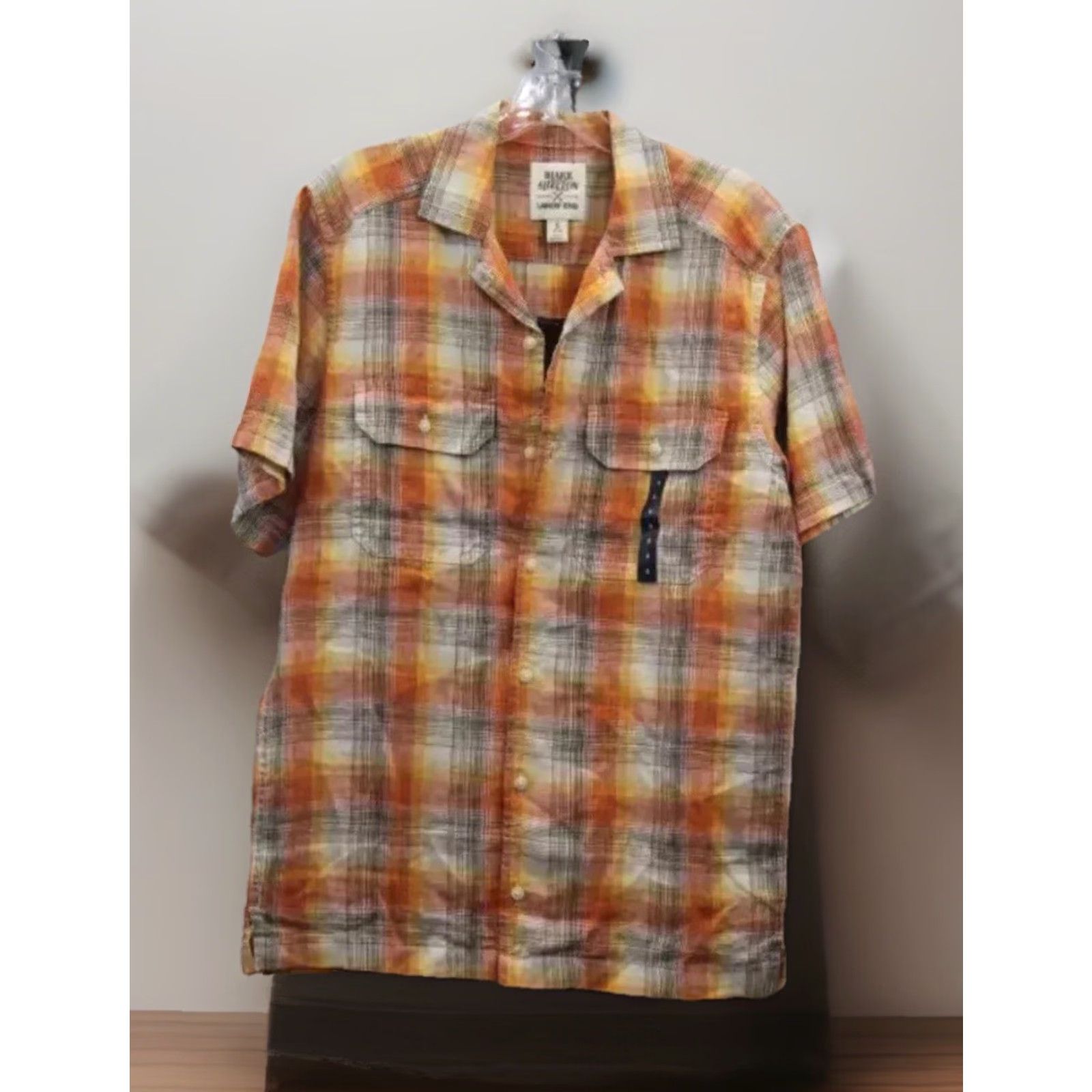 Vintage NEW NWT Men’s Lands End Rodeo Orange Plaid Button-Up Shirt S Orange Plaid Button-Up Shirt Men’s Short Sleeve Size US S / EU 44-46 / 1 - 2 Thumbnail