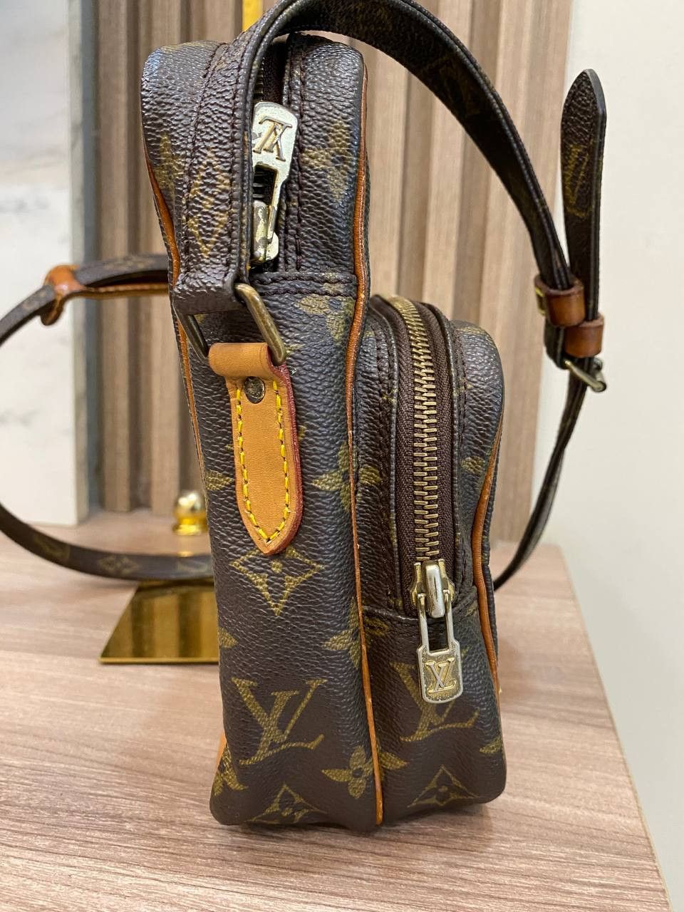 Louis Vuitton Louis Vuitton Monogram Amazone Cross Body Bag Size ONE SIZE - 2 Thumbnail