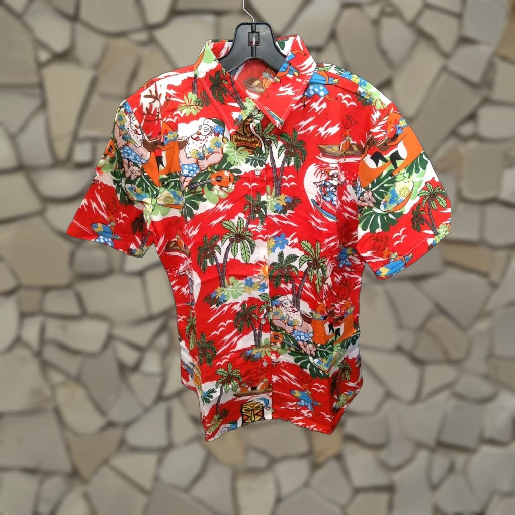 SSLR Collection Women’s L Short Sleeve Shirt Red Christmas Santa Tropical NWT Button-Up Shirt Women Xmas Holiday