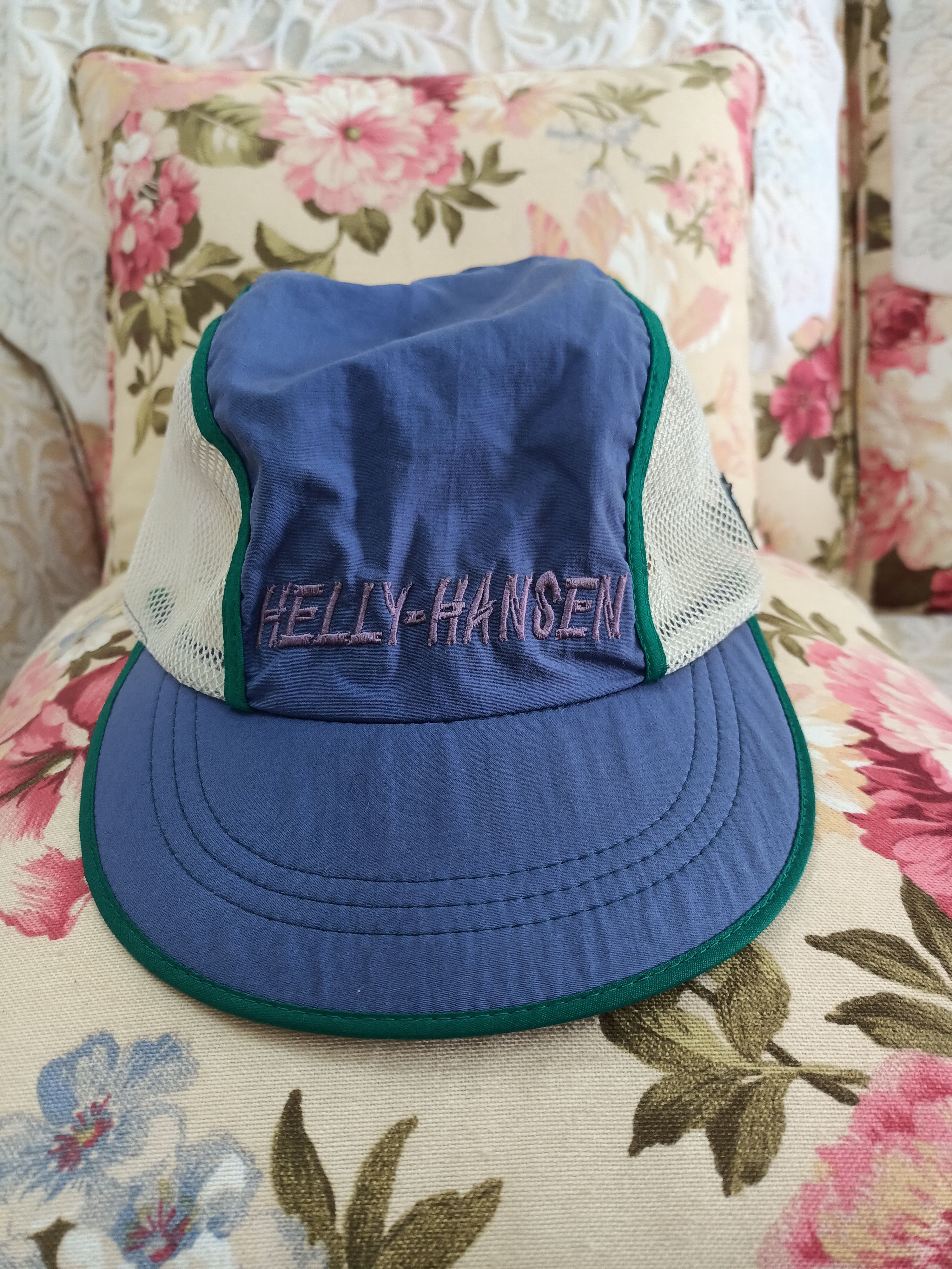 Vintage Helly Hansen trail runner cap