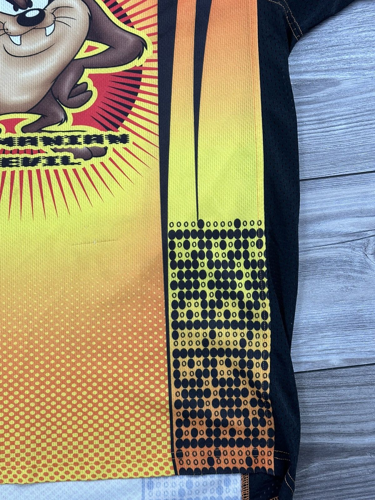 Vintage × Warner Bros Y2K Looney Tunes Taz Jersey Size US M / EU 48-50 / 2 - 6 Thumbnail