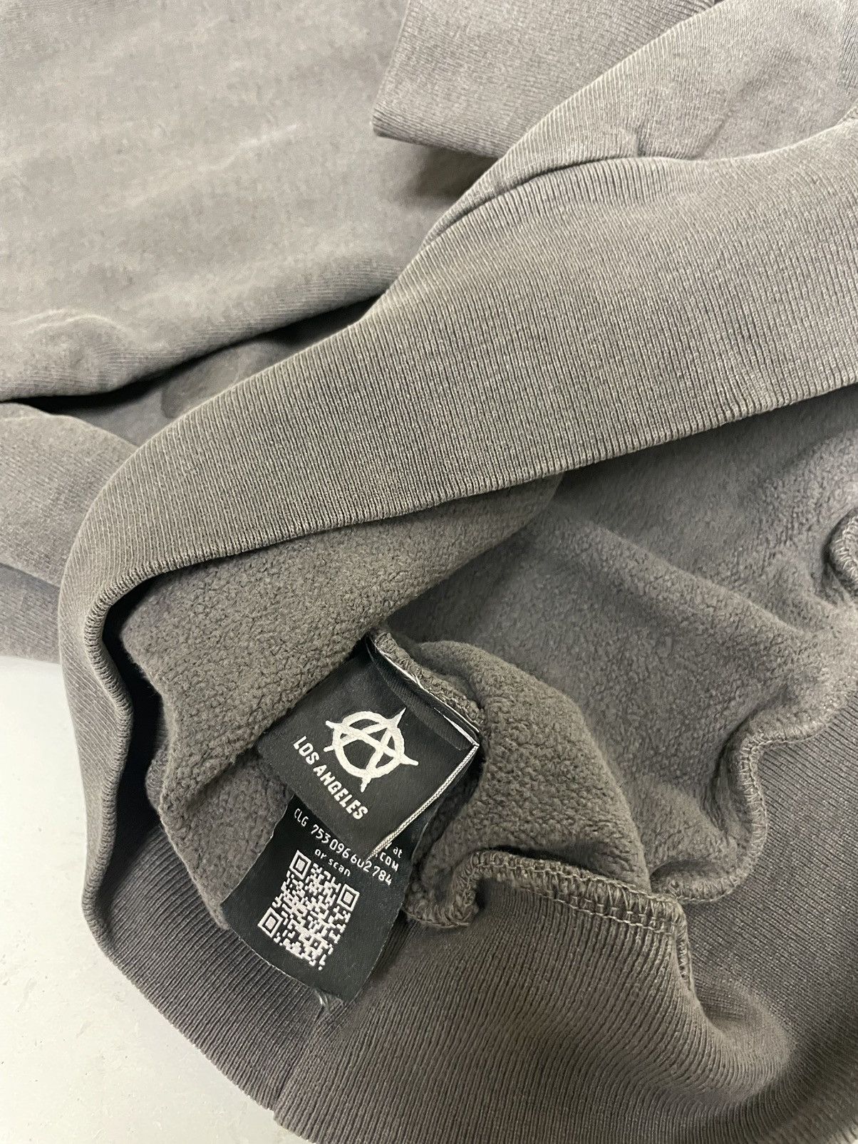 Revenge Revenge XXXTentacion Heartbreak Vintage Hoodie Black MEDIUM Size US M / EU 48-50 / 2 - 5 Thumbnail
