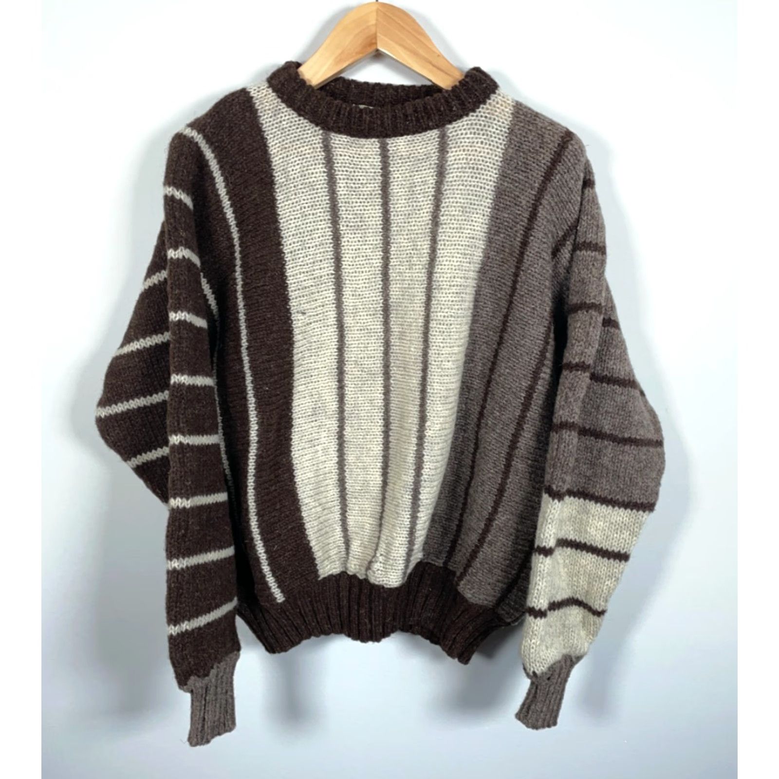 Vintage VINTAGE Cyril Cullen Pure Wool Sweater Adult XL Beige Striped Ireland Chunky Knit Men's Pullover Knit Wool Crew Neck Heavyweight 90s Classic Preppy Size US XL / EU 56 / 4 - 2 Thumbnail