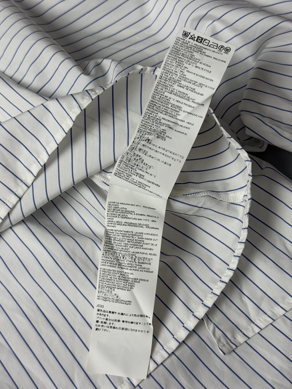 Maison Margiela Maison Margiela Button Up Oversize sleeve Chrop Shirt Size XS / US 0-2 / IT 36-38 - 12 Thumbnail