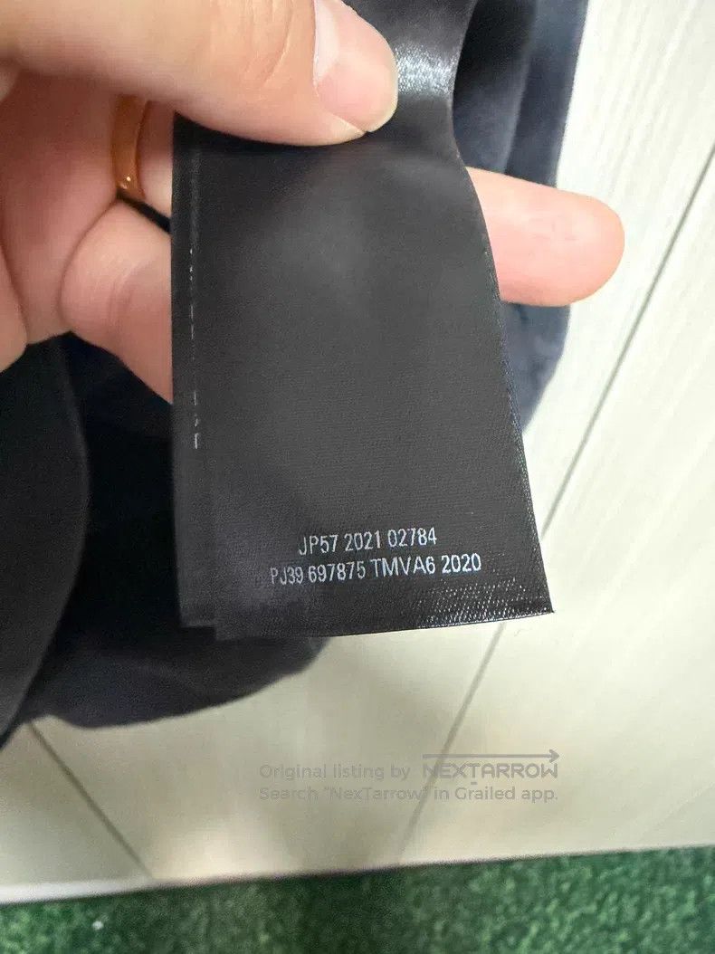 Balenciaga Balenciaga Wash Black Cut-off Hooded Sleeveless Vest Size US L / EU 52-54 / 3 - 5 Thumbnail