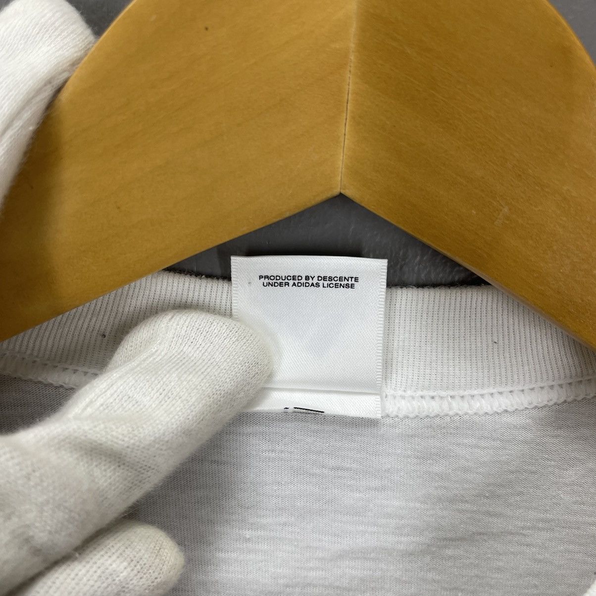 Adidas Vintage ADIDAS x COERVER COACHING Crew Neck T Shirt #1735/06 Size US S / EU 44-46 / 1 - 6 Thumbnail
