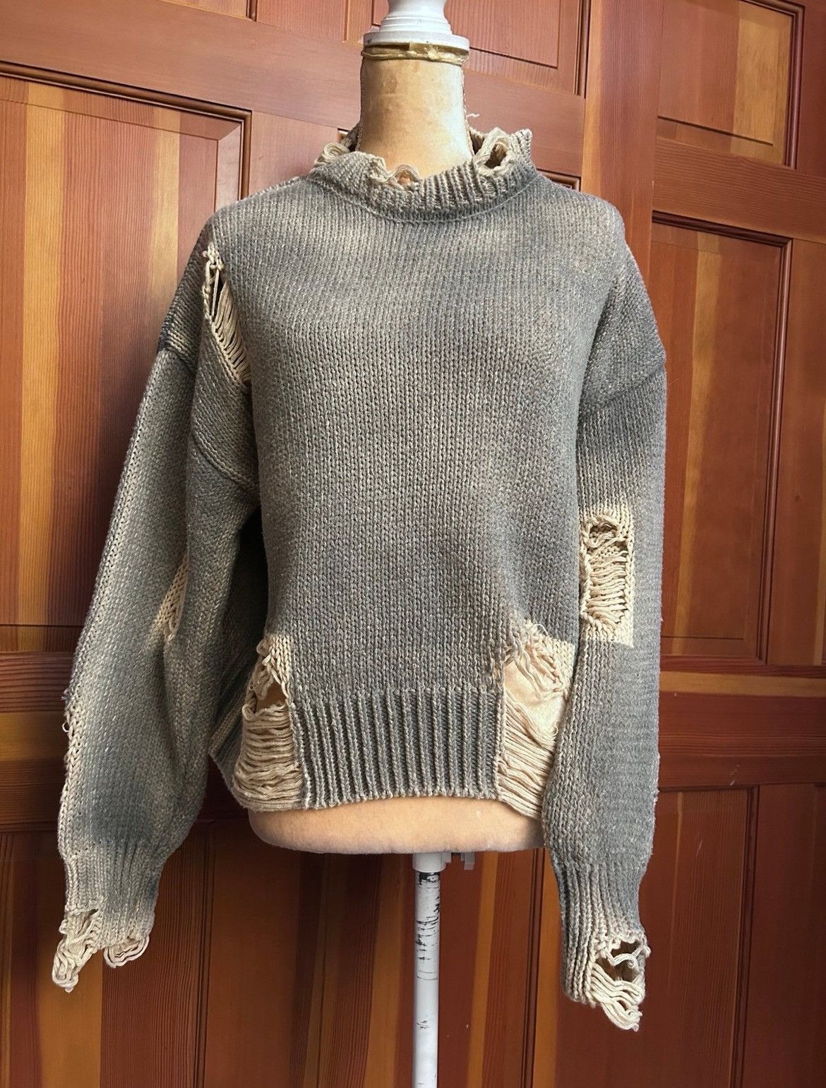 Designer × Other NWT, Lavishly Paris Women’s Distressed Oversized Sweater. Size S / US 4 / IT 40 - 9 Thumbnail