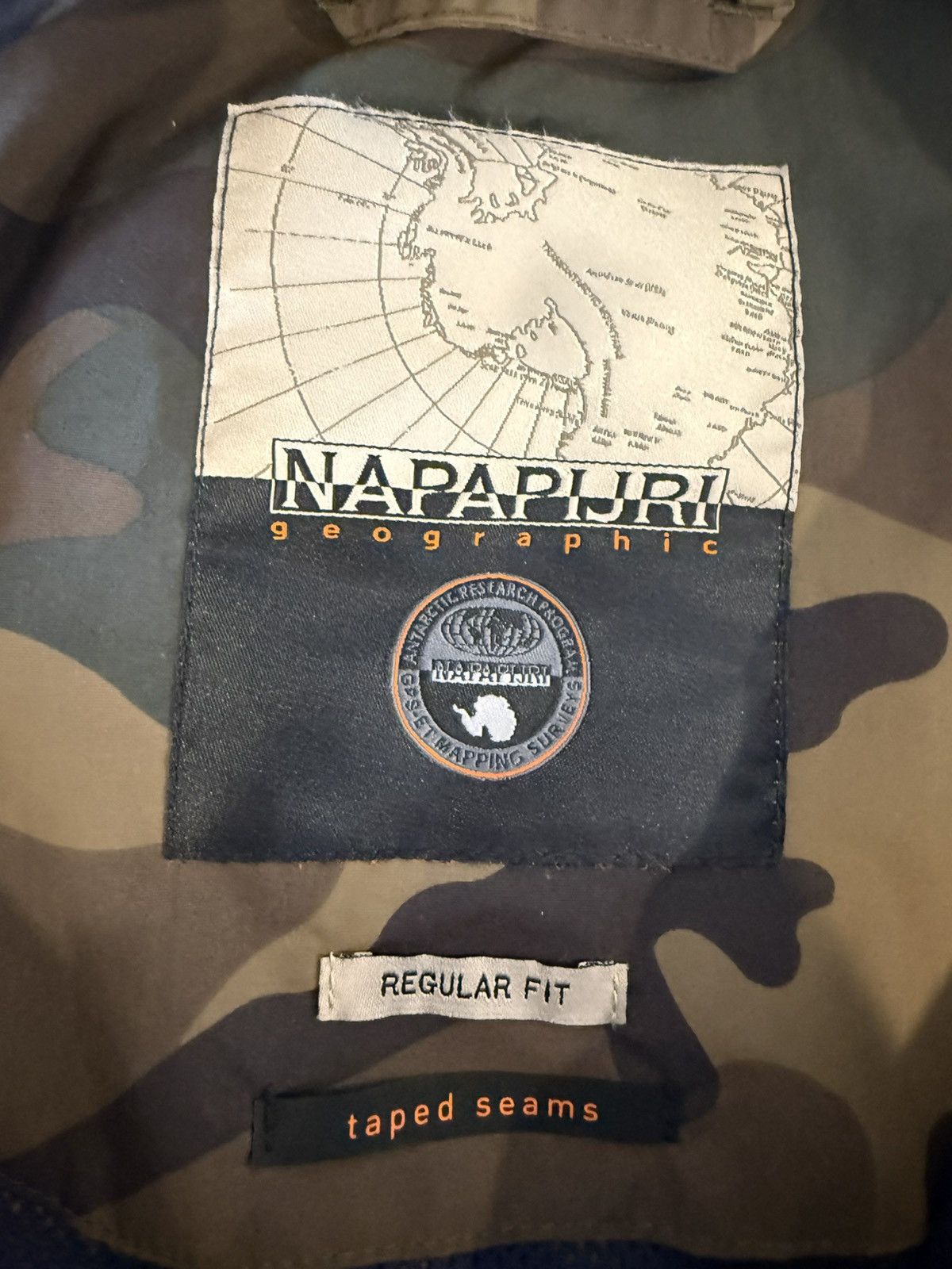 Napapijri Napapijri Rainforest Camo Jacket (Anorak Pullover) Size US M / EU 48-50 / 2 - 4 Thumbnail