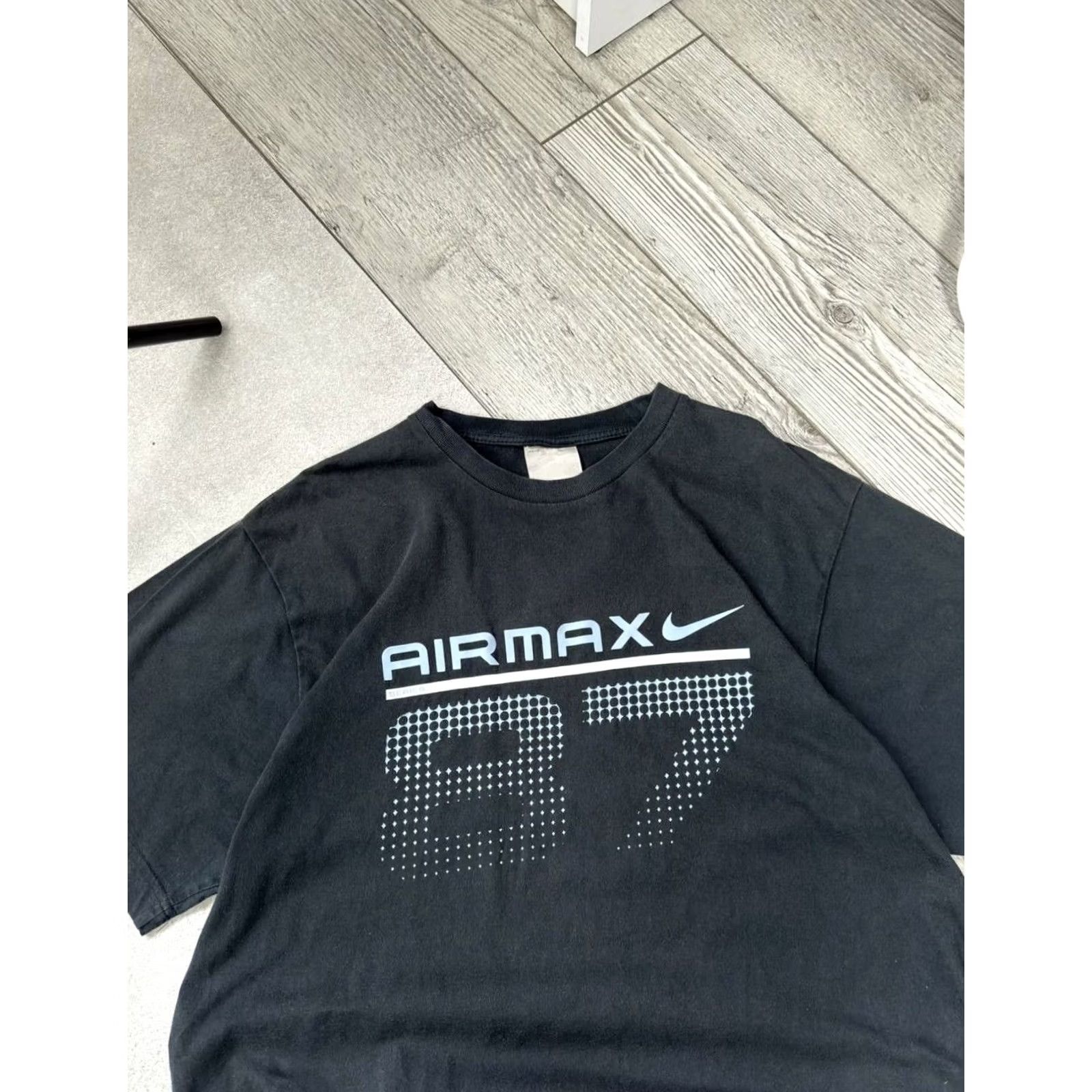 Nike VINTAGE Nike Air Max T-Shirt Mens L Dark Blue 90s Retro Sports Big Logo Shirt Size US L / EU 52-54 / 3 - 4 Thumbnail