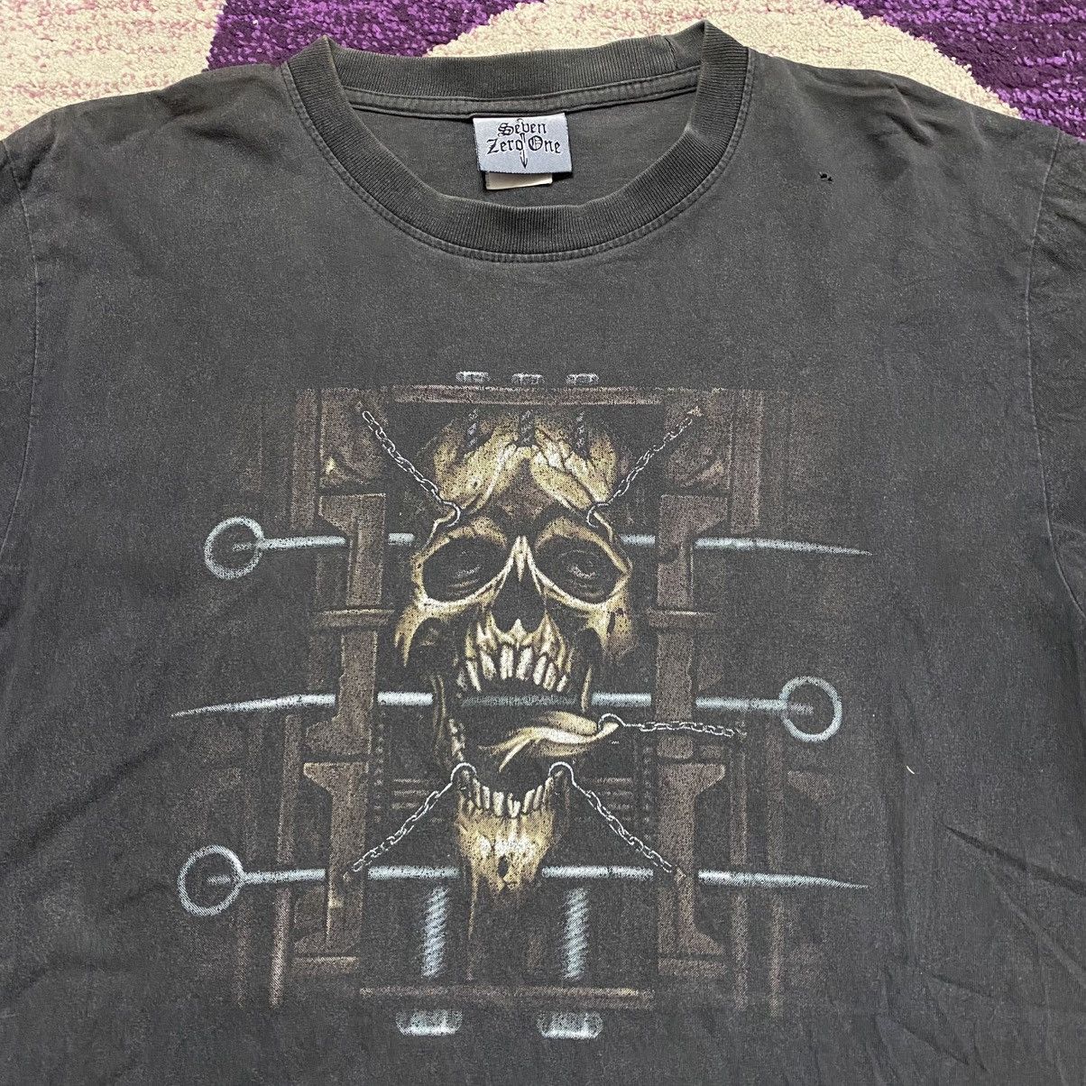 Other Vintage Seven Zero One Skull Chain Art Faded Tshirt Size US M / EU 48-50 / 2 - 2 Thumbnail