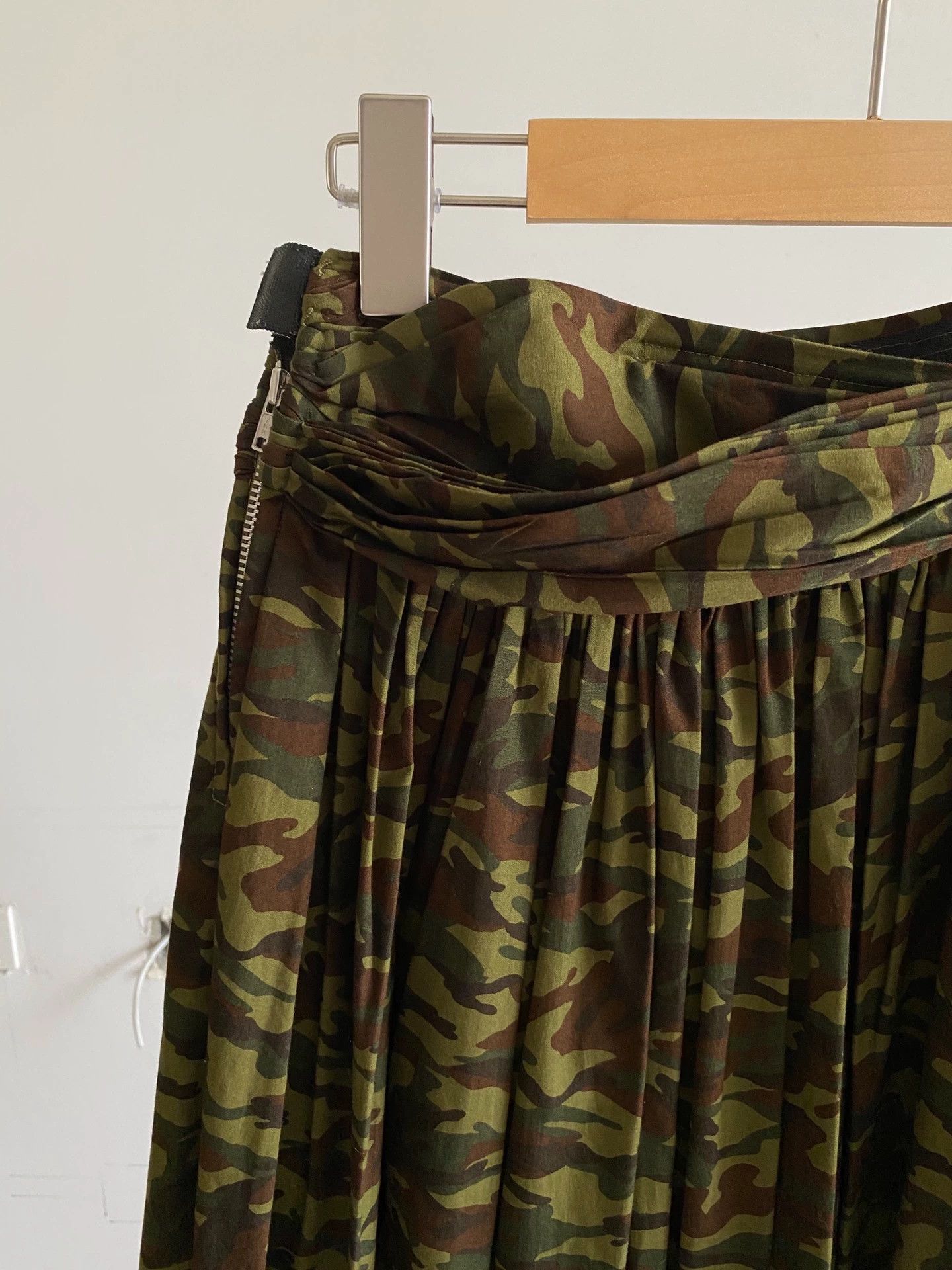 Comme des Garcons CDG 2006SS Pleated Deconstructed Camo Skirt (S Size 26" / US 2 / IT 38 - 6 Thumbnail
