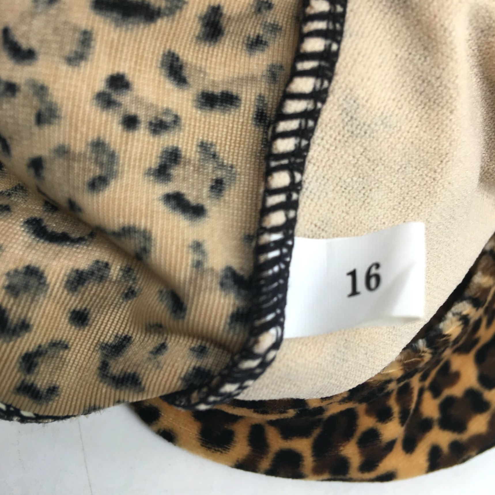 Vintage Unbranded Leopard Print Bikini Top Strapless Stretch Brown Size 16 Women Size XXL / US 16-18 / IT 52-54 - 2 Thumbnail