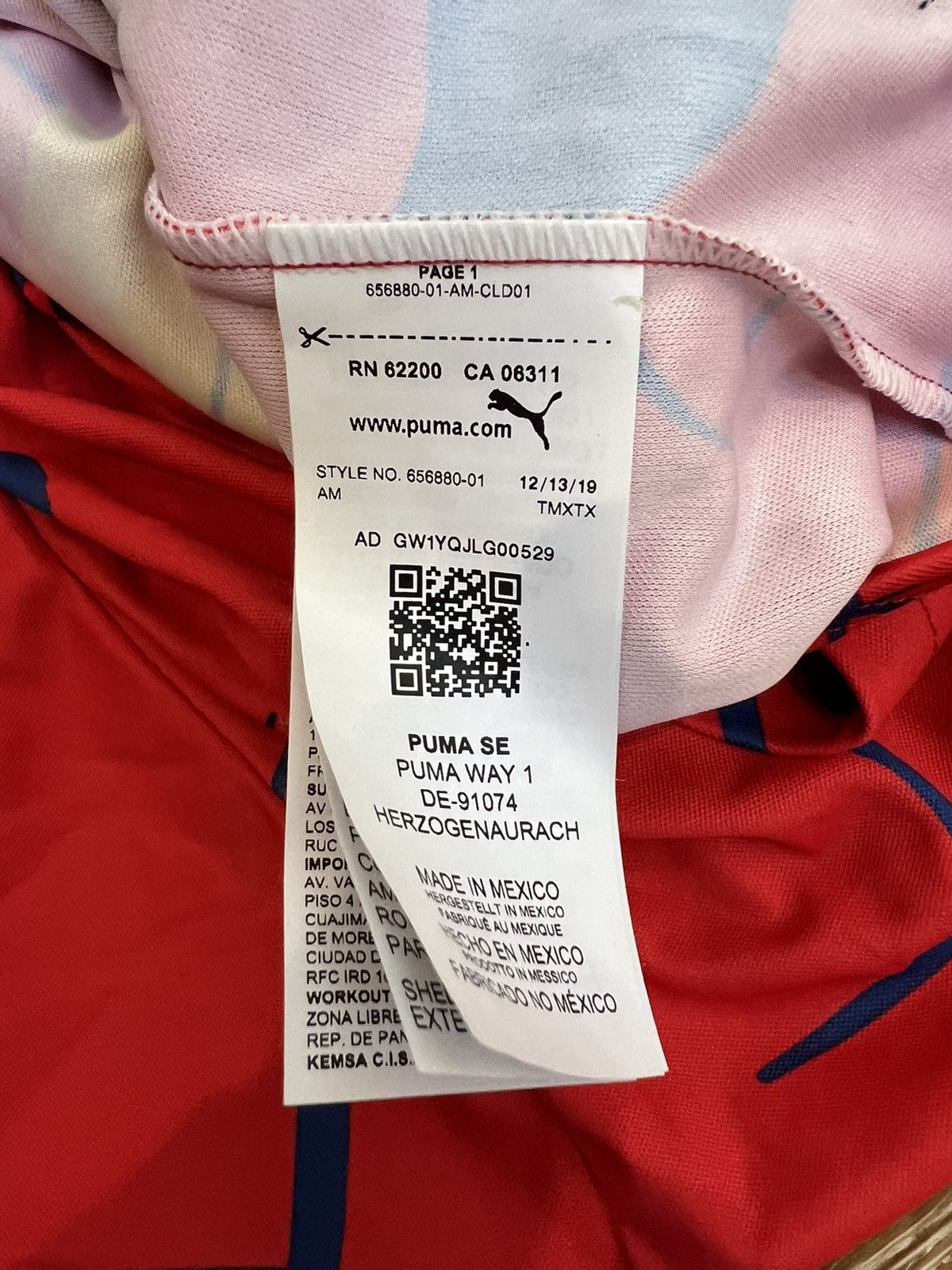 Puma Puma spain quatre cent quinze 20 soccer kit jersey Size US XL / EU 56 / 4 - 4 Thumbnail