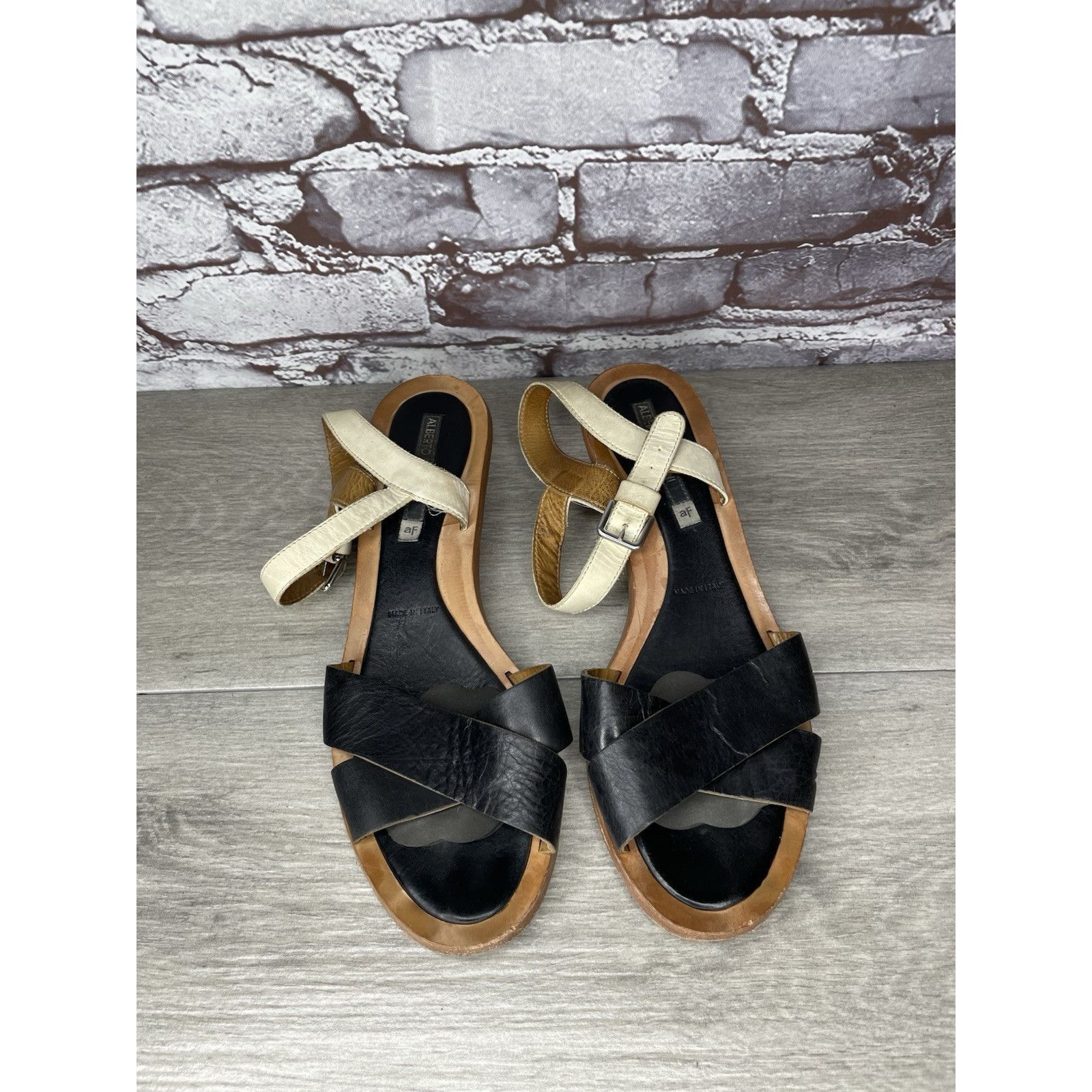 Alberto ALBERTO FERMANI Black Ivory Leather Ankle Strap Heel Sandals Size US 10.5 / IT 40.5 - 14 Thumbnail