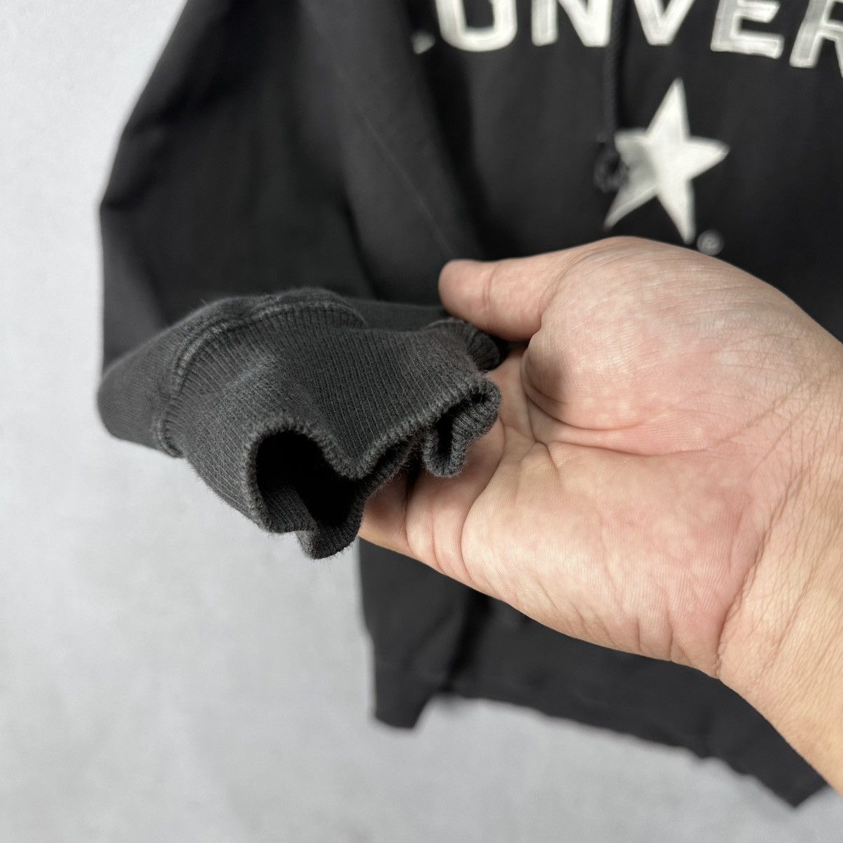 Converse Vintage Converse Hoodie Black Pullover Big Logo Streetwear Size US L / EU 52-54 / 3 - 4 Thumbnail