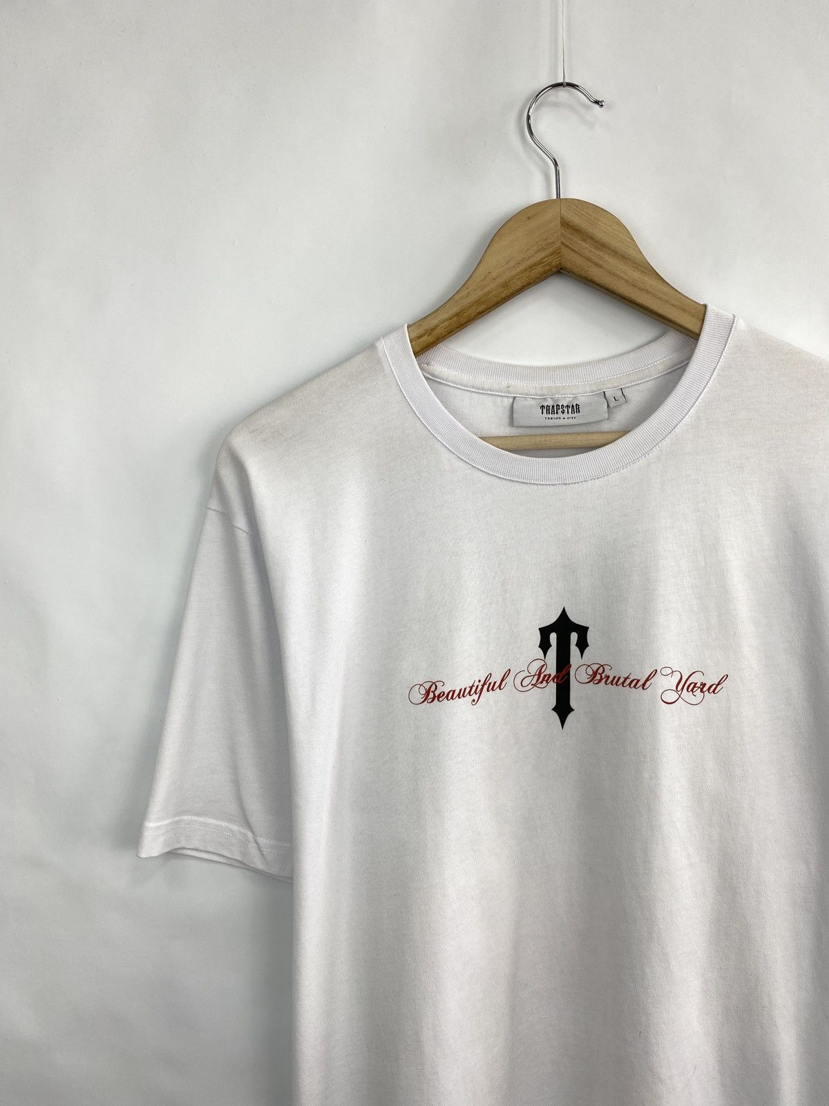 Trapstar London 🇺🇸 Trapstar It’s a Secret Beautiful and Brutal Yard T-Shirt Size US L / EU 52-54 / 3 - 6 Thumbnail