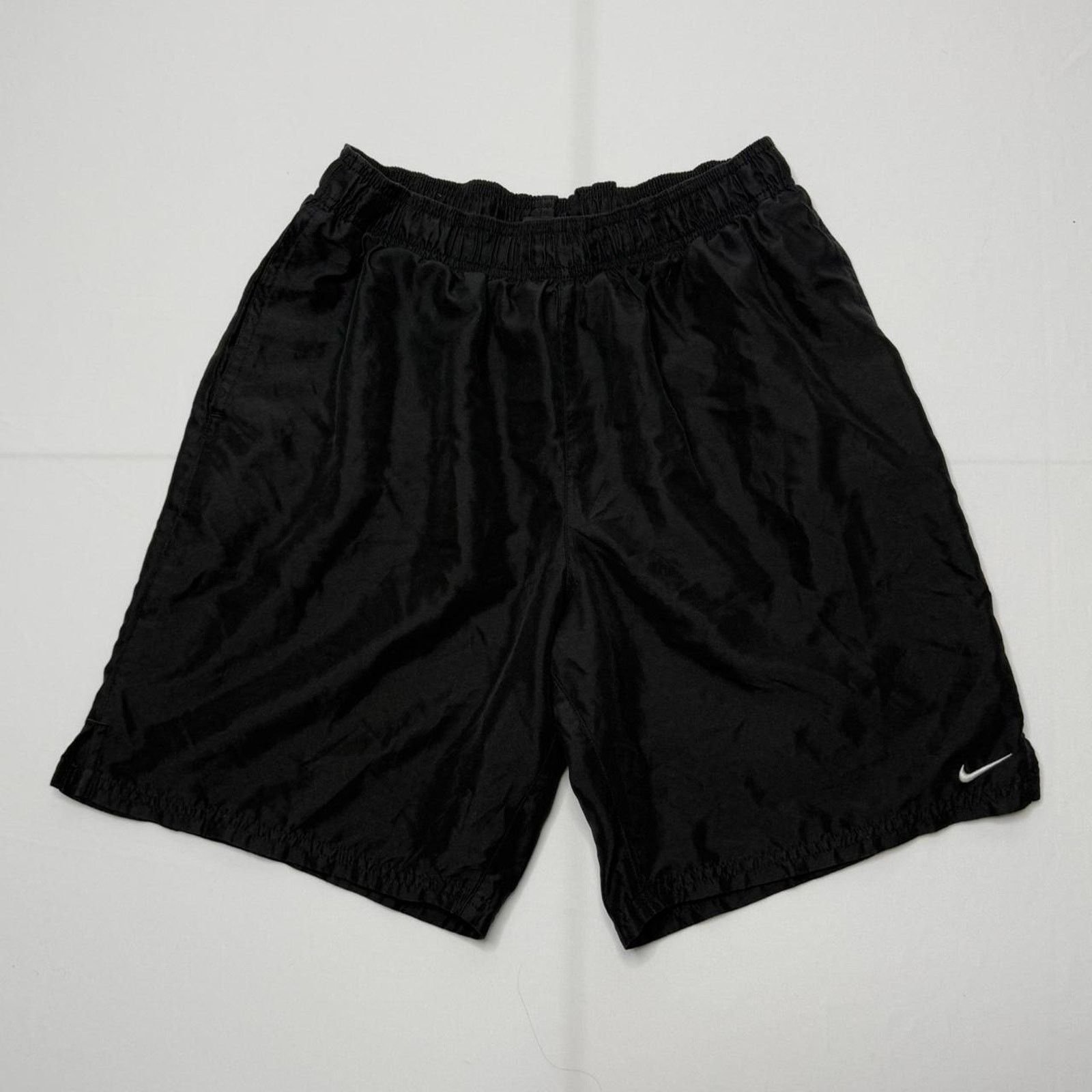Nike Nike Black Nylon Mesh-Lined Athletic Shorts Size L Swoosh Size US 38 / EU 54 - 1 Thumbnail