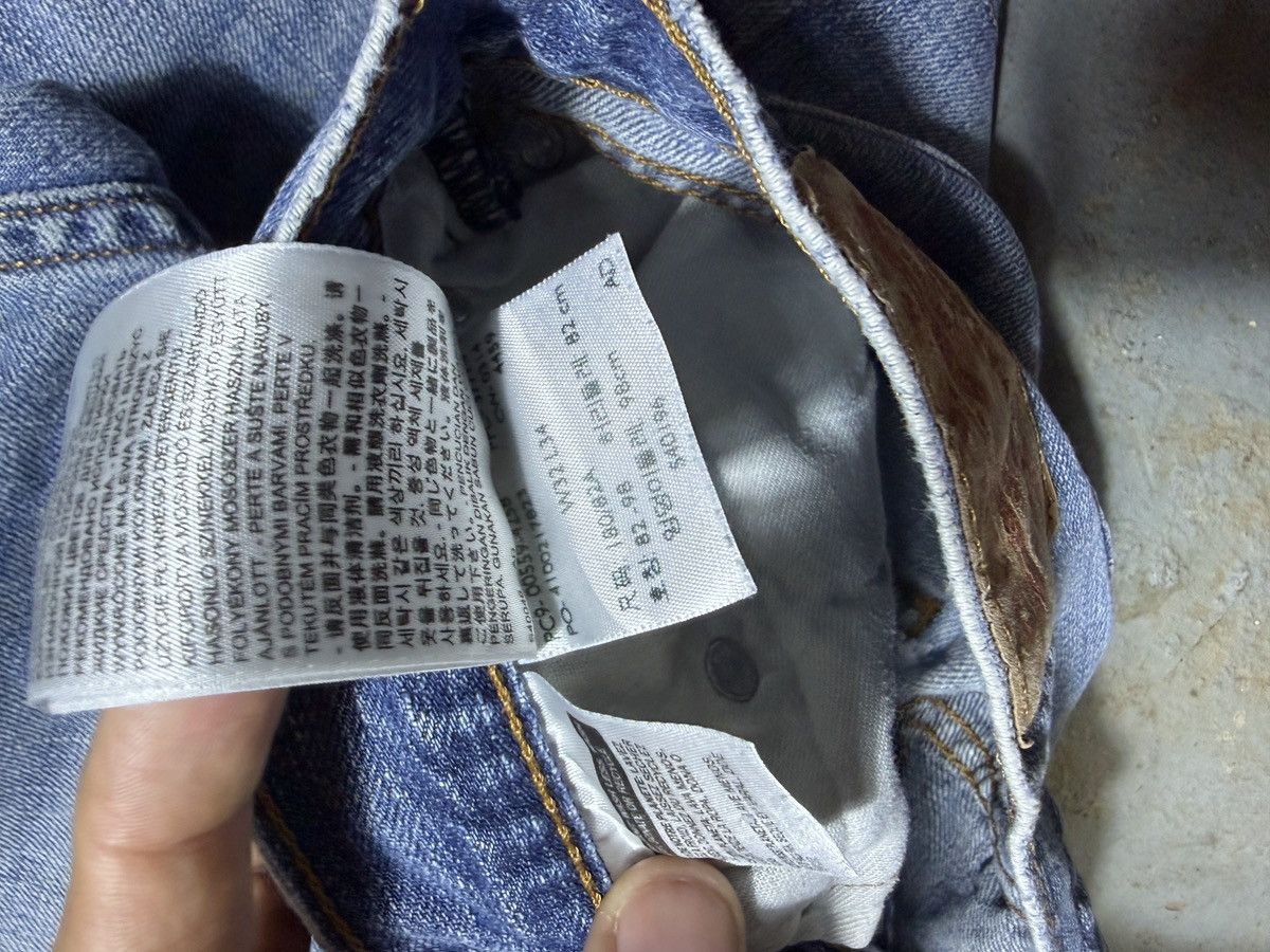 Levi's Vintage Distressed Levi’s 559 denim jeans Size US 32 / EU 48 - 5 Thumbnail
