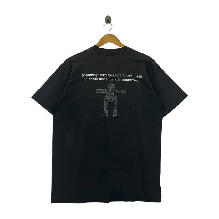 Fruit Of The Loom Vintage 80’ DAYCO PRODUCTS AUTOMOTIVE Promo Tee Shirt Size US L / EU 52-54 / 3 - 4 Thumbnail