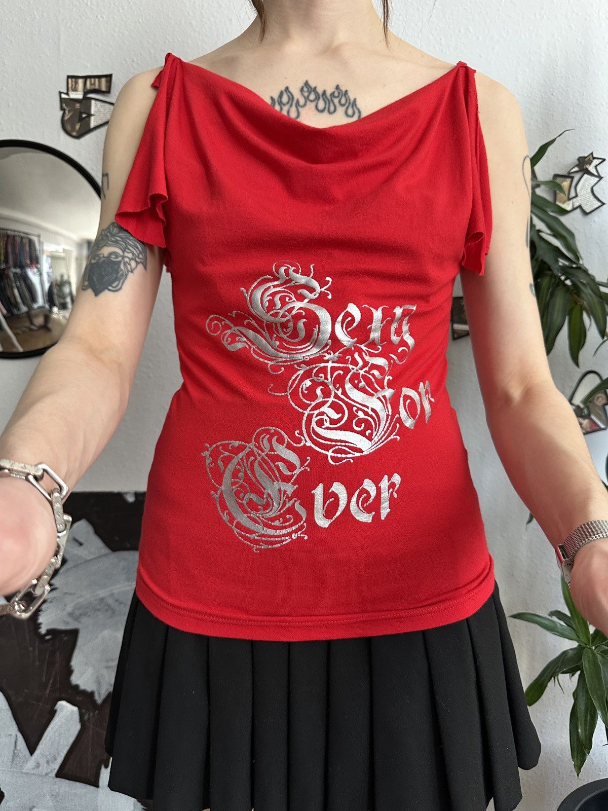Japanese Brand Sexy Draped Punk Of-the Shoulder Red Blouse y2k Size M / US 6-8 / IT 42-44 - 3 Thumbnail