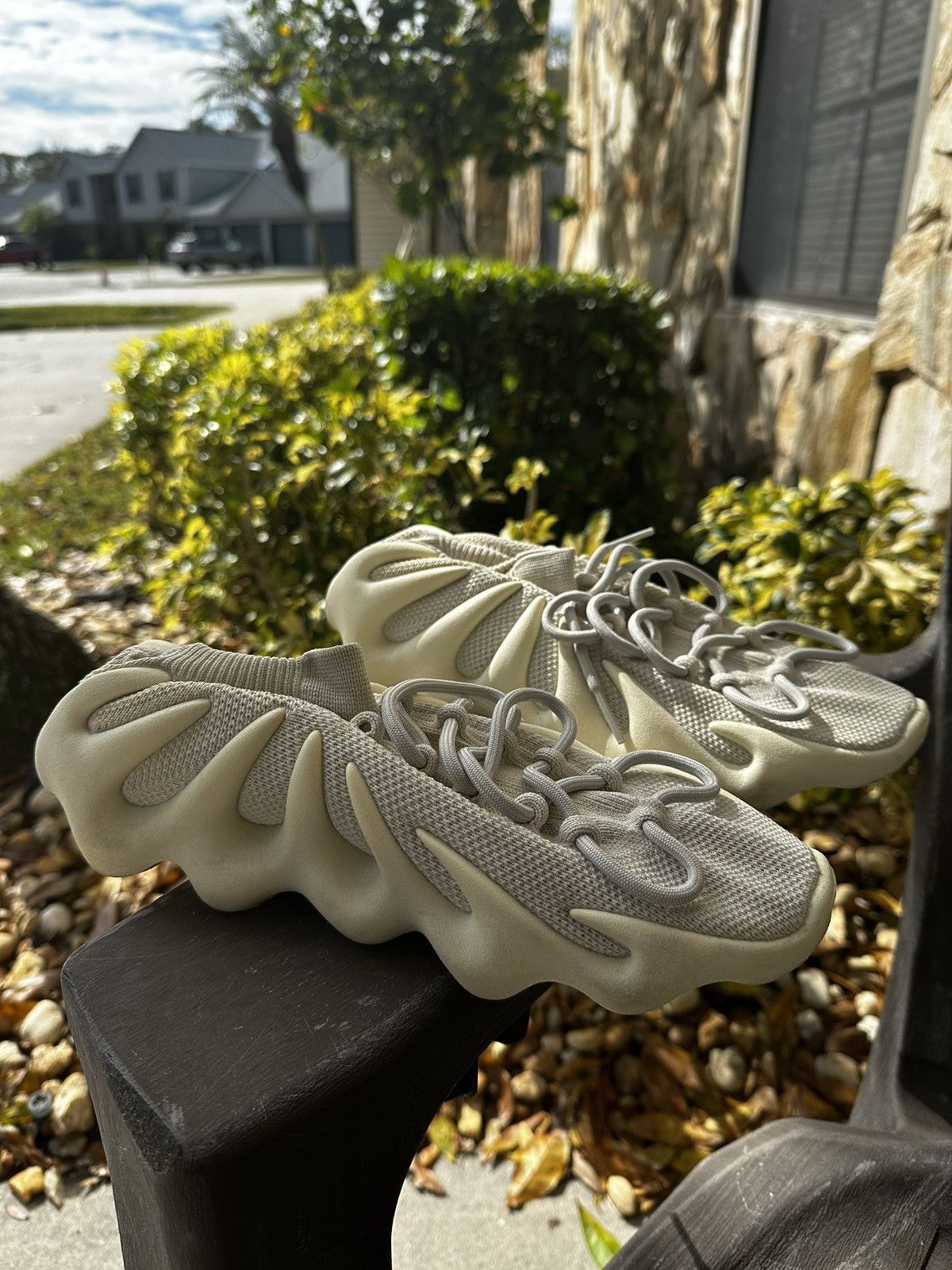 Adidas Adidas Yeezy 450s Size US 9.5 / EU 42-43 - 2 Thumbnail