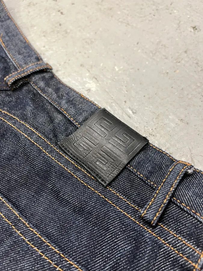 Givenchy SS2009 Givenchy Brut Denim Jeans Size US 30 / EU 46 - 11 Thumbnail