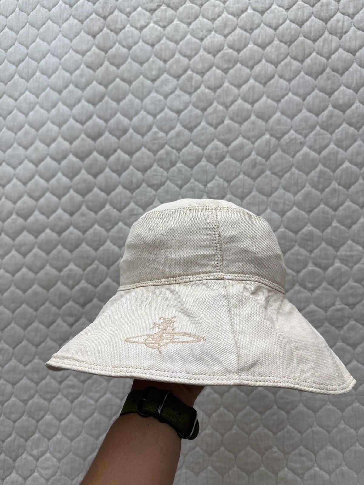 Vivienne Westwood 🔥🔥🔥STEALS VINTAGE VIVIENNE WESTWOOD HAT Size ONE SIZE - 8 Thumbnail