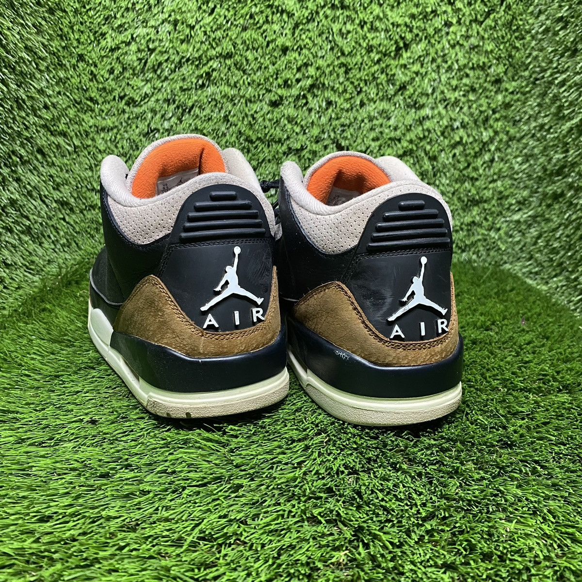 Jordan Brand Jordan 3 “Desert Elephant” (Size 9.5) Size US 9.5 / EU 42-43 - 5 Thumbnail