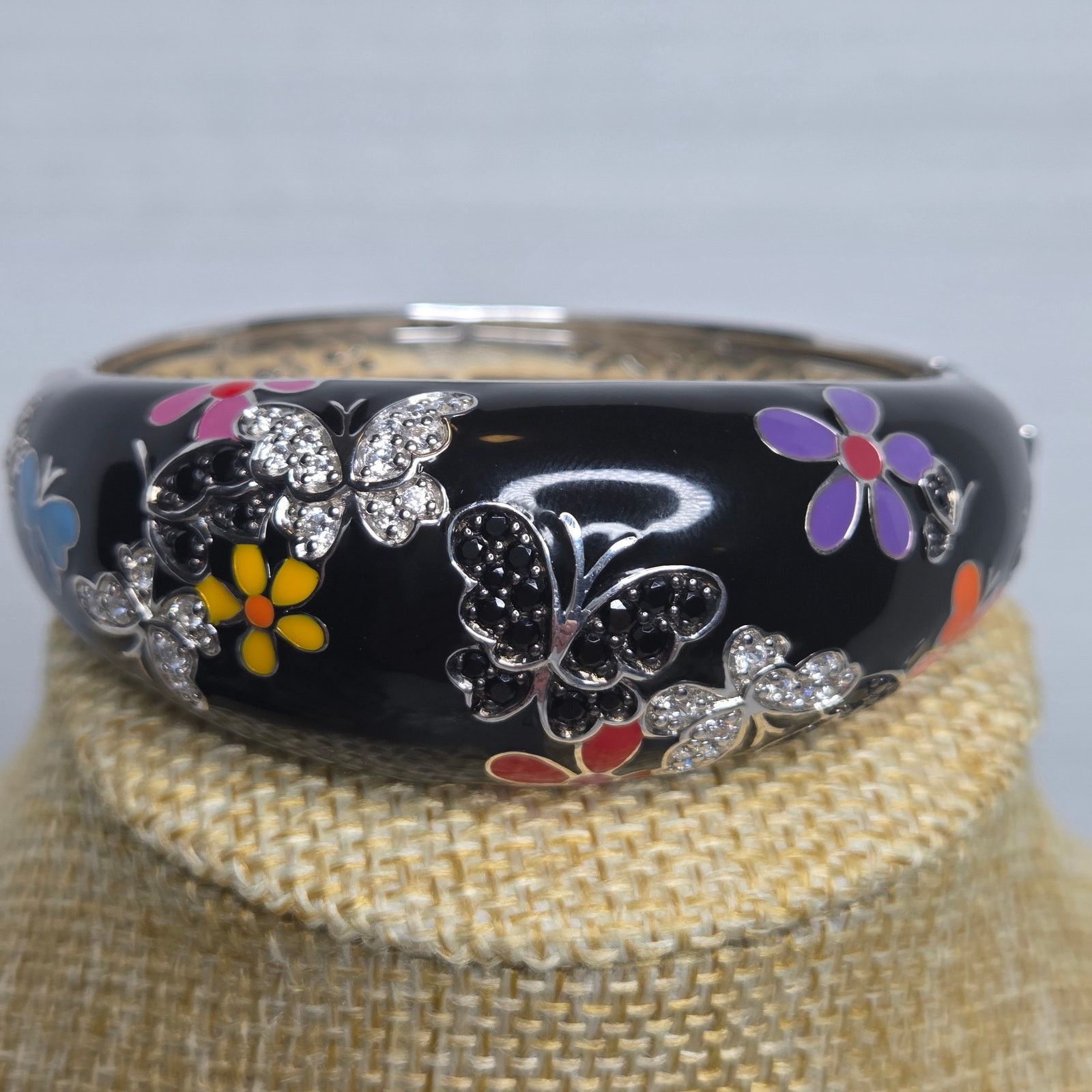 Other Belle Etoile Hand Painted Art Deco Flutter Bangle Bracelet Size ONE SIZE - 1 Thumbnail