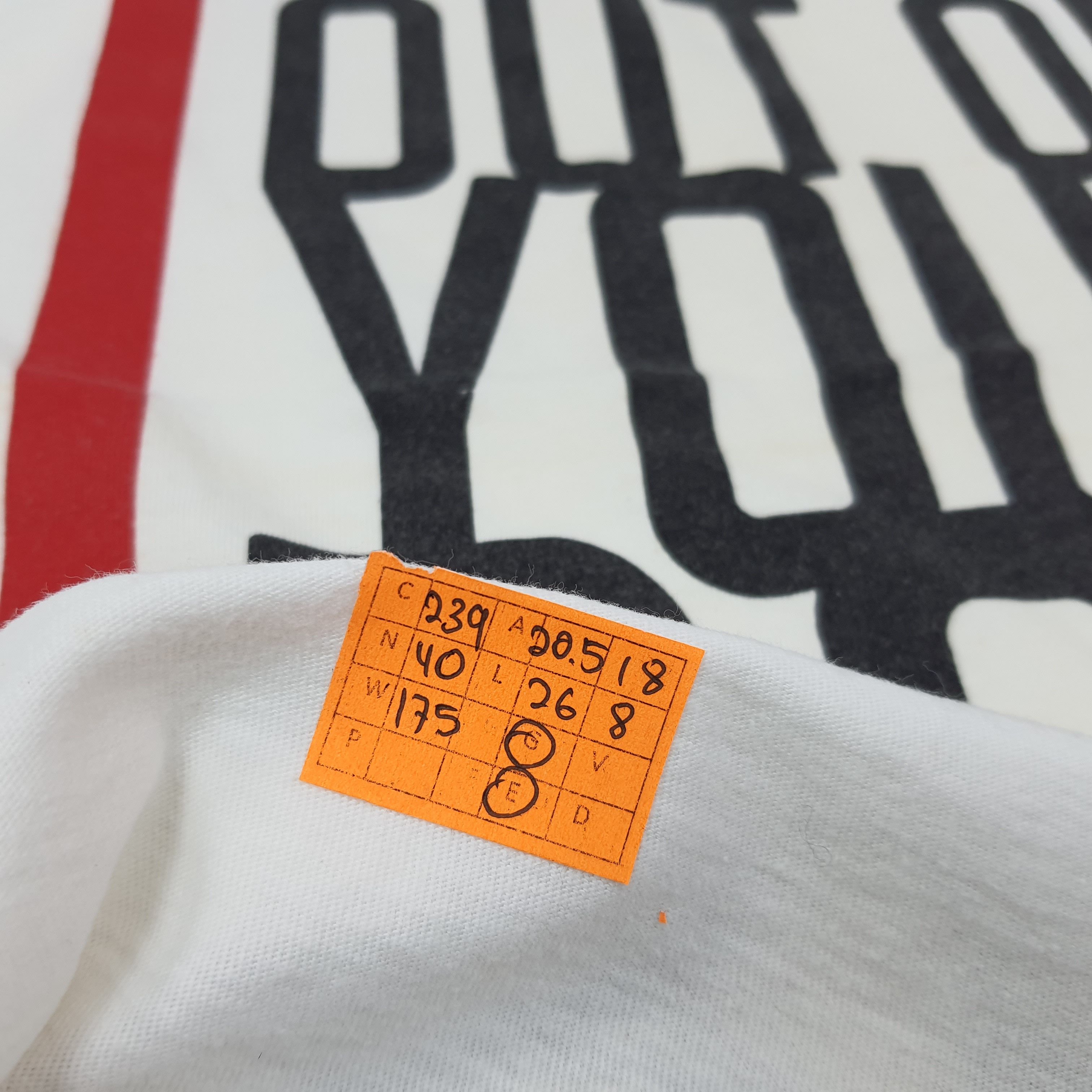 Number (N)ine Vintage Marlboro x Number Nine Japanese Brand Tshirt C239N40 Size US M / EU 48-50 / 2 - 8 Thumbnail