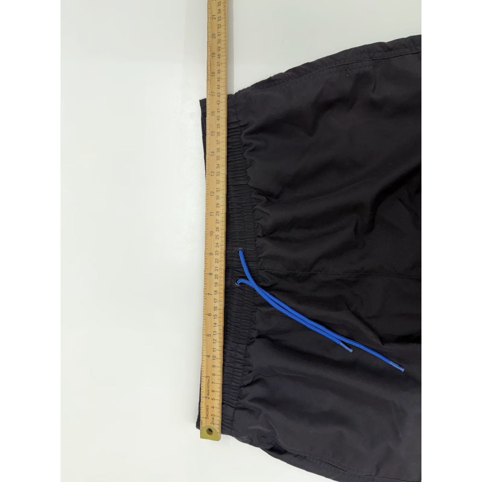 Old Navy Old Navy Swim Shorts Mens L Black Lined Drawstring Pull On Size US 33 - 7 Thumbnail
