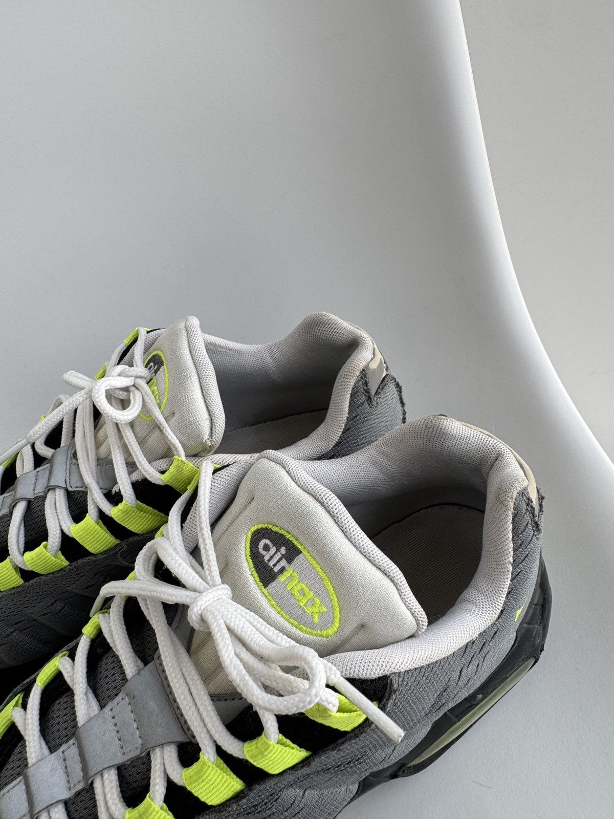 Nike Nike Air Max 95 Neon 2012 Size US 11 / EU 44 - 6 Thumbnail