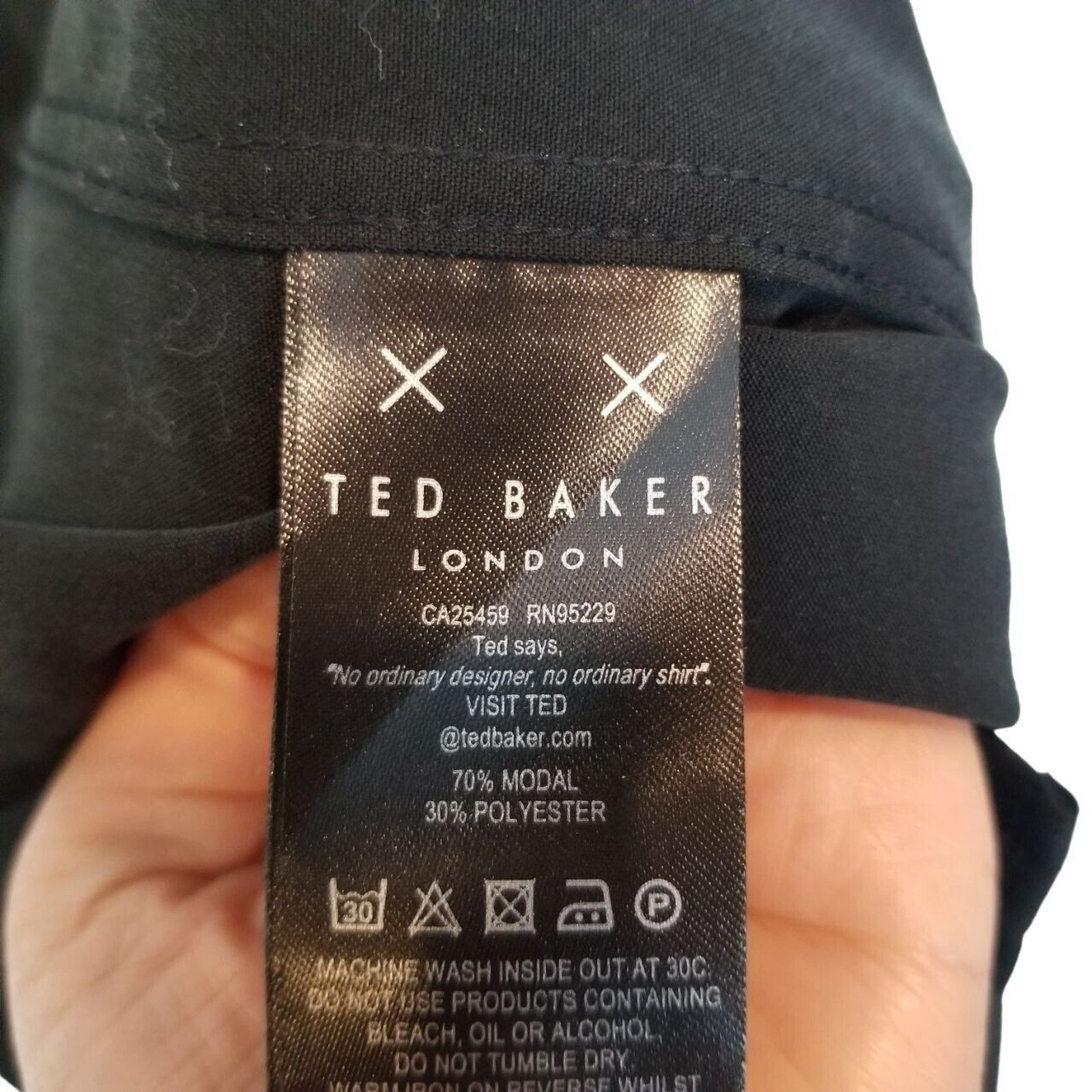 Ted Baker Ted Baker Men Geometric Print Dress Shirt 4 Large Classic Size US L / EU 52-54 / 3 - 7 Thumbnail