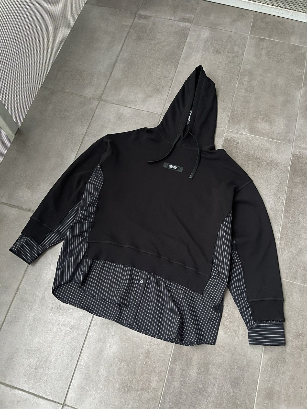 Versace !DS! SS23 Versace Stripped Paneled Reworked Sweatshirt Size US M / EU 48-50 / 2 - 8 Thumbnail