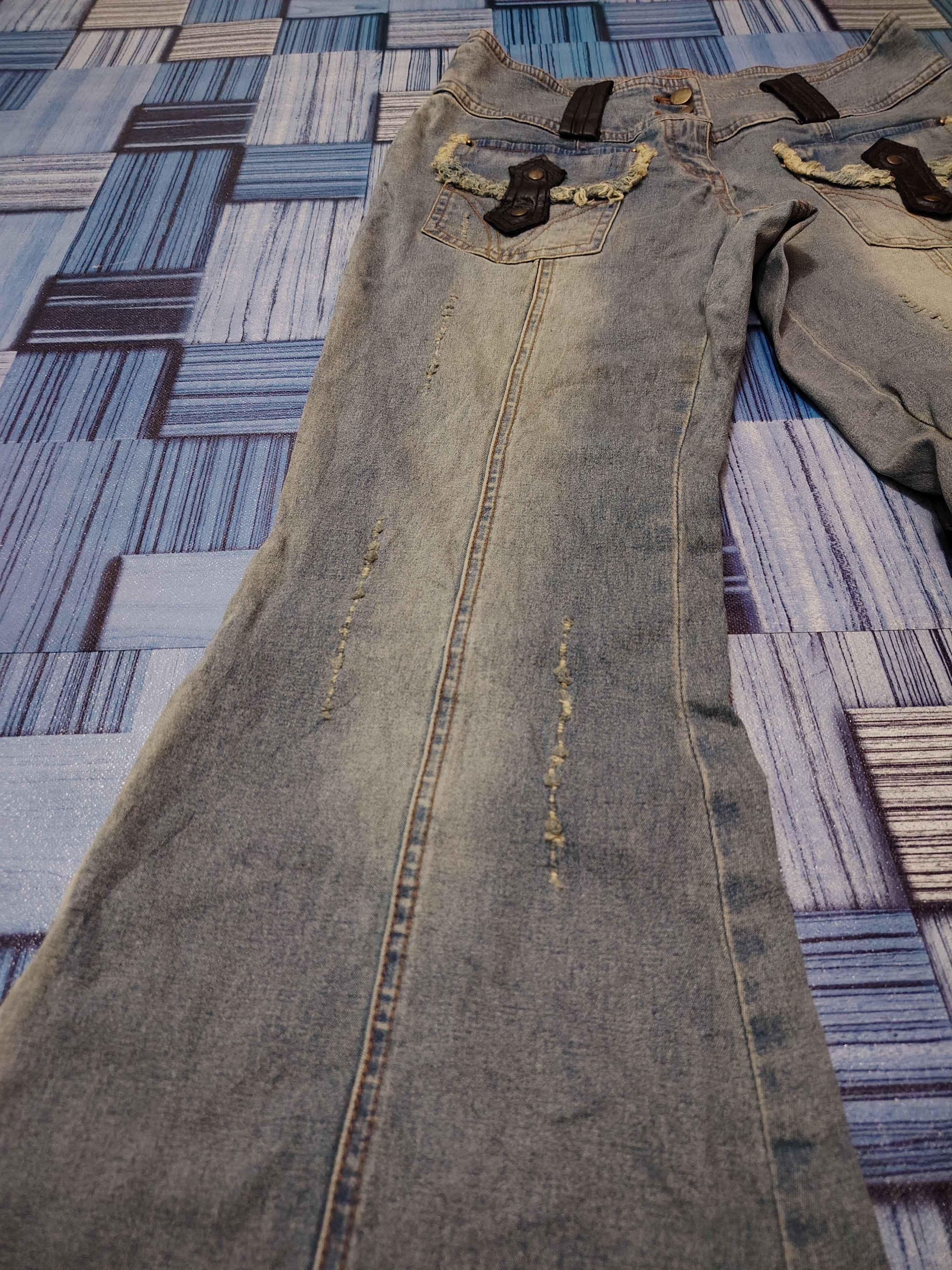 If Six Was Nine × Japanese Brand × Tornado Mart Insane 90s Poupine Bell Bottom distressed Jeans any patches Size 26" / US 2 / IT 38 - 13 Thumbnail