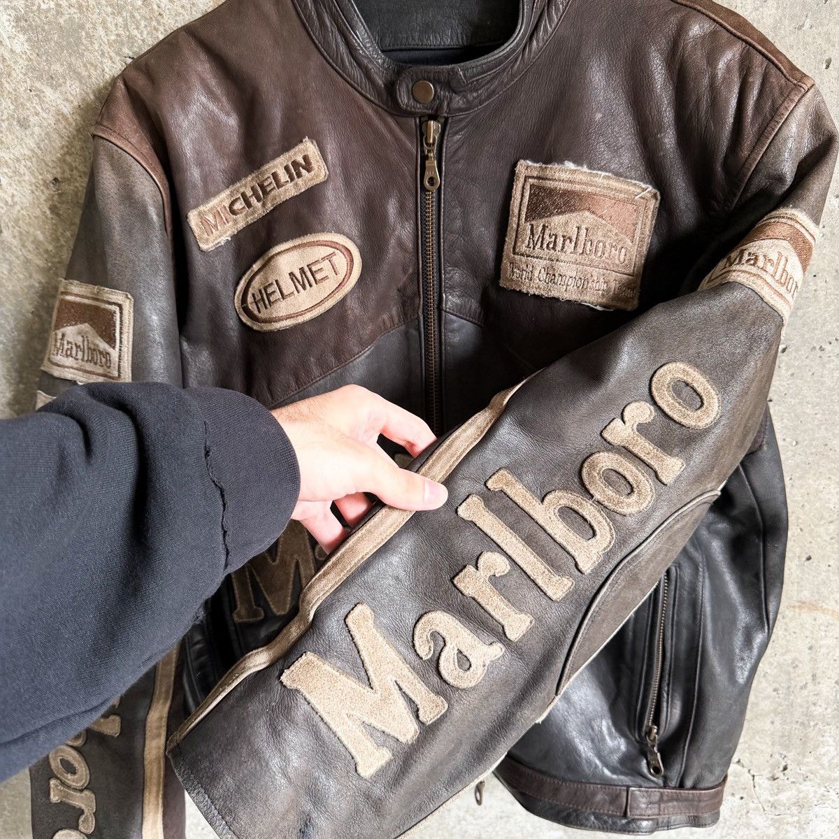 Vintage Vintage Marlboro THRASHED Leather Racing Jacket Size US M / EU 48-50 / 2 - 3 Thumbnail