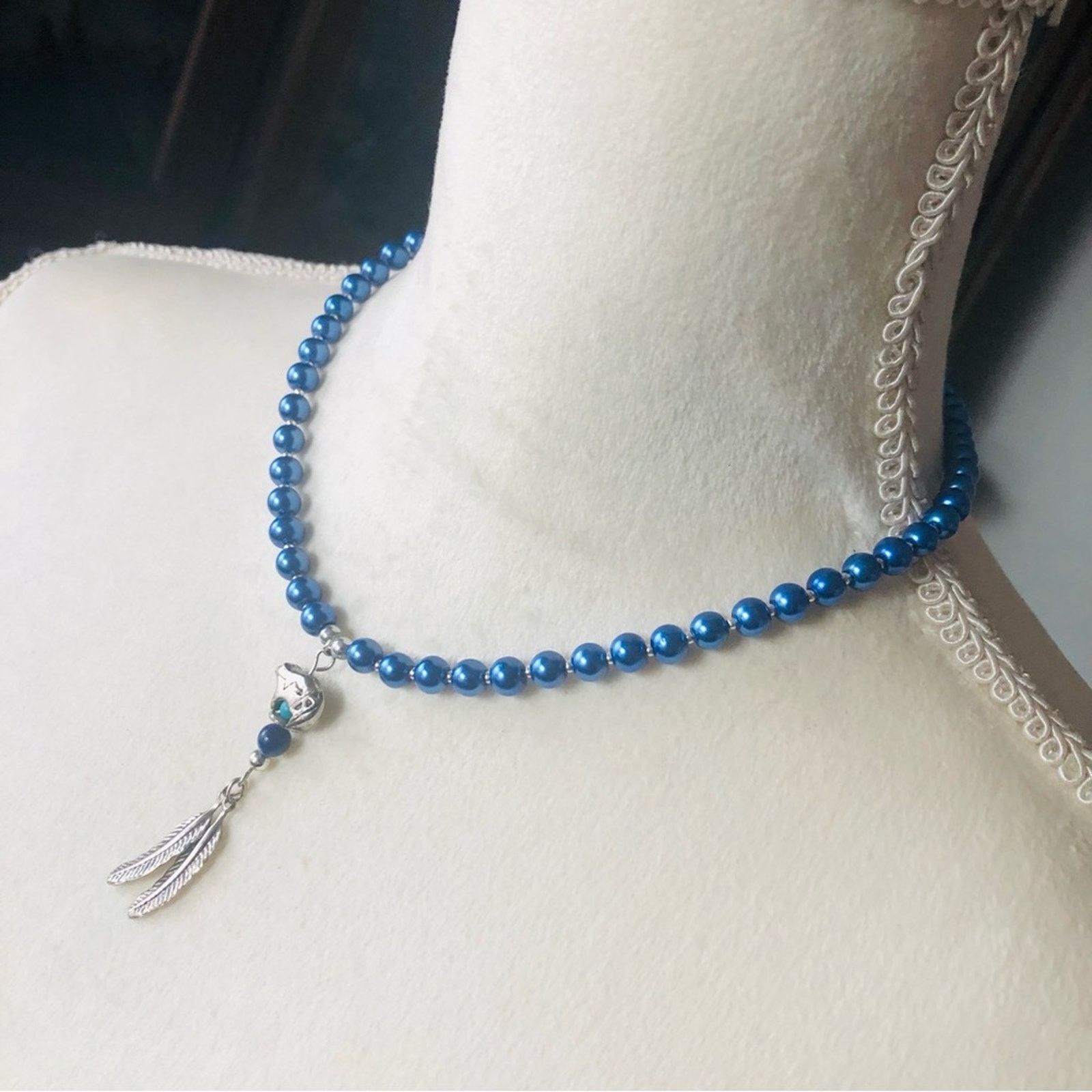 Handmade Handcrafted repurpose southwest bear feather Pearl necklace Size ONE SIZE - 5 Thumbnail